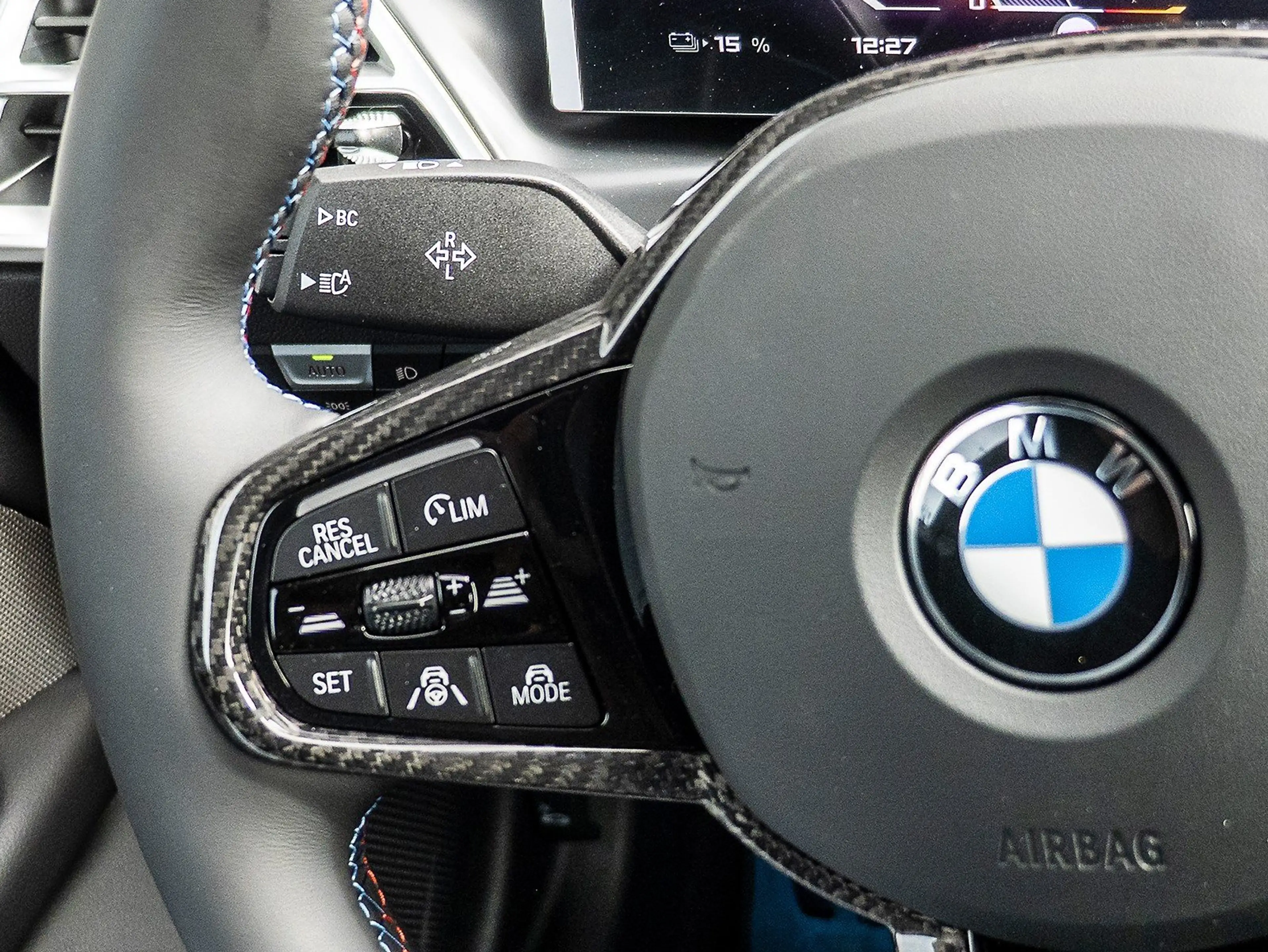 BMW i4 M60 HERBSTKNALLER 21.940 EUR ERSPARNIS — photo 11