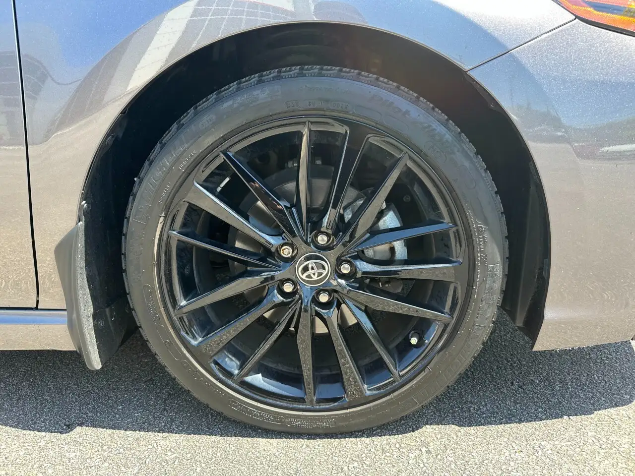 Toyota Camry снимка Toyota Camry