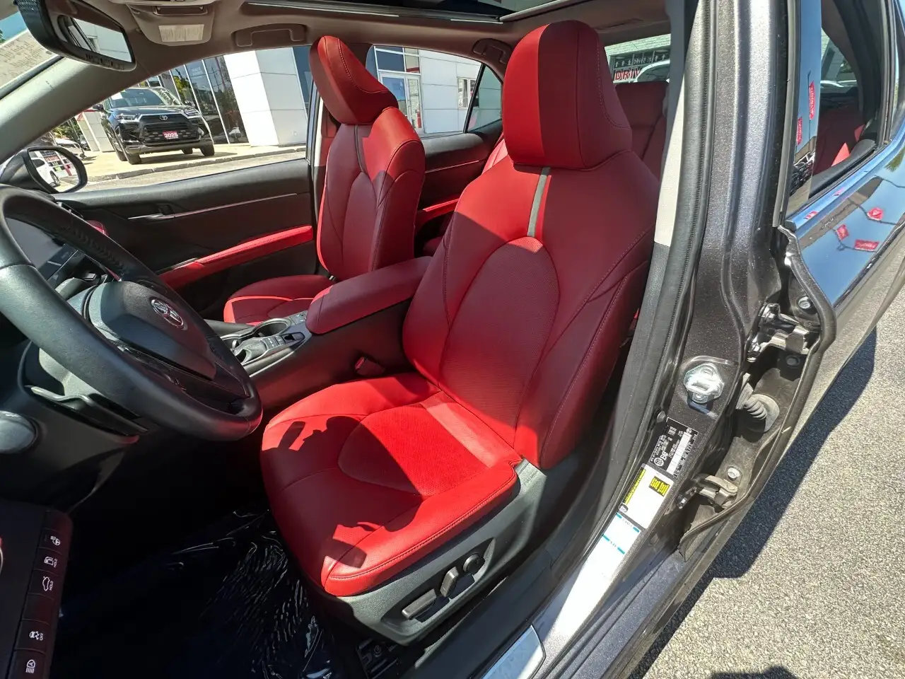 Toyota Camry снимка Toyota Camry