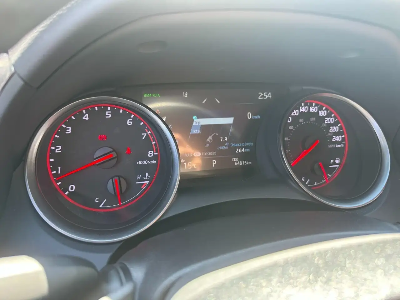Toyota Camry снимка Toyota Camry