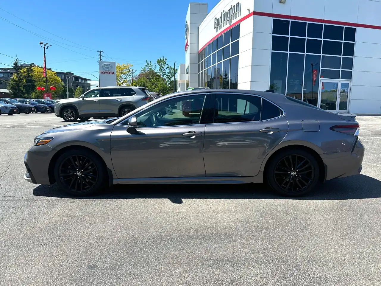 Toyota Camry снимка Toyota Camry