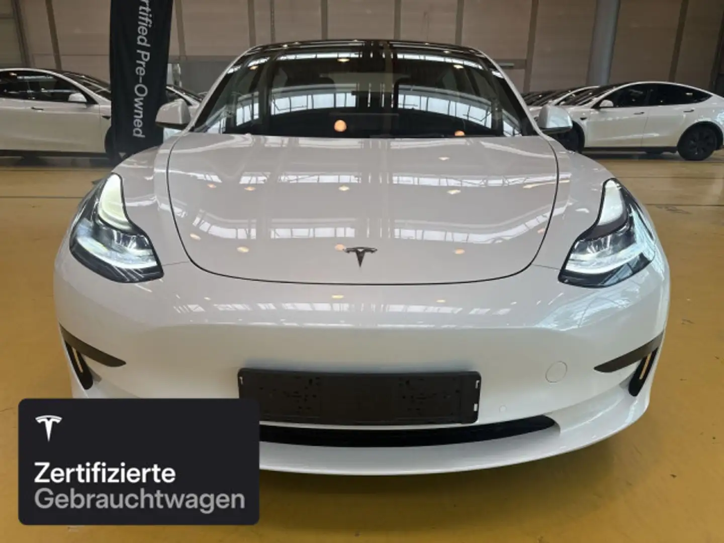 Tesla Model 3 Rear-Wheel Drive Blanc - 2