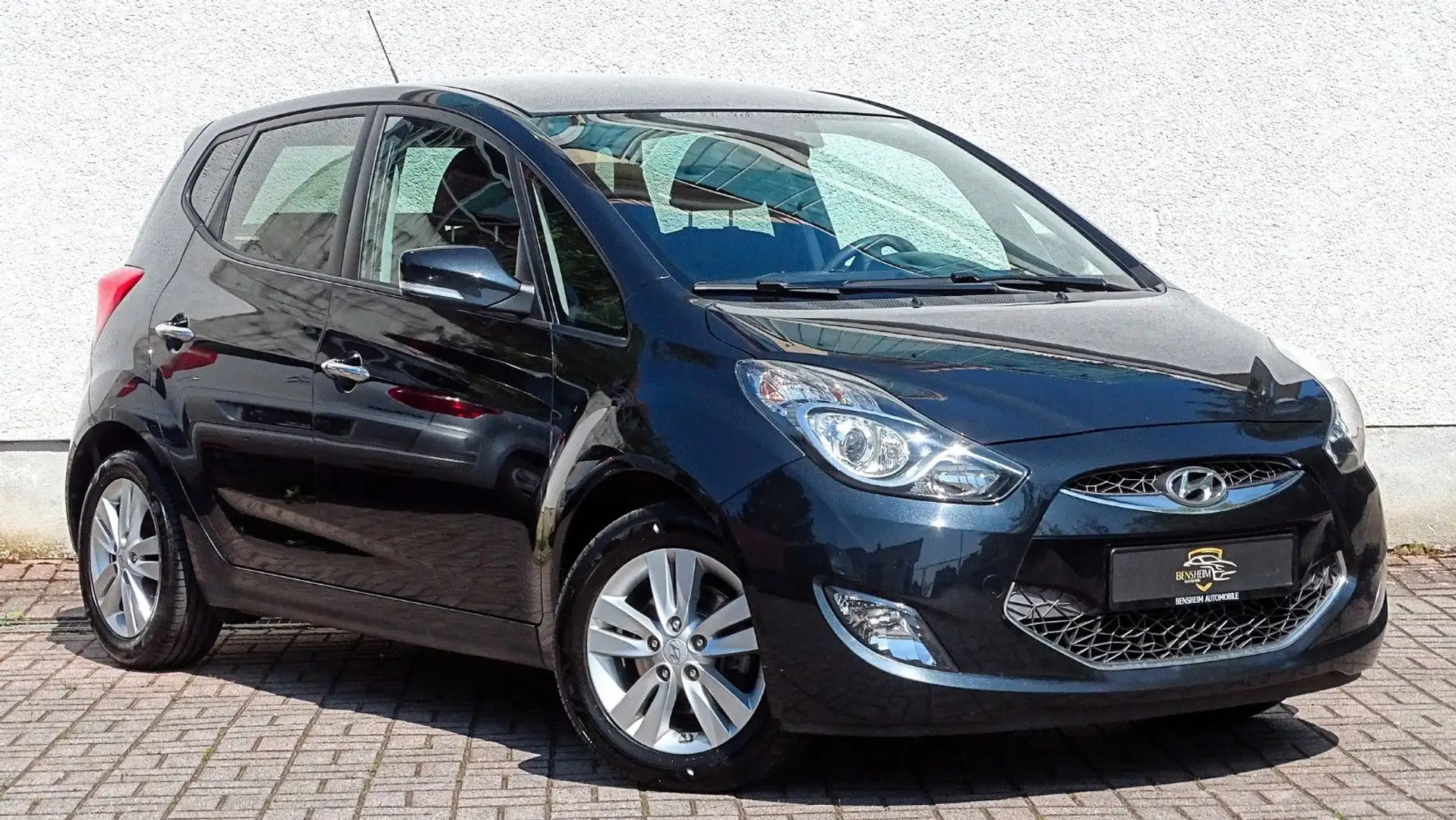 Hyundai iX20 Comfort|1.Hand|SHZ|Keyless|Bluetooth|PDC| Schwarz - 1