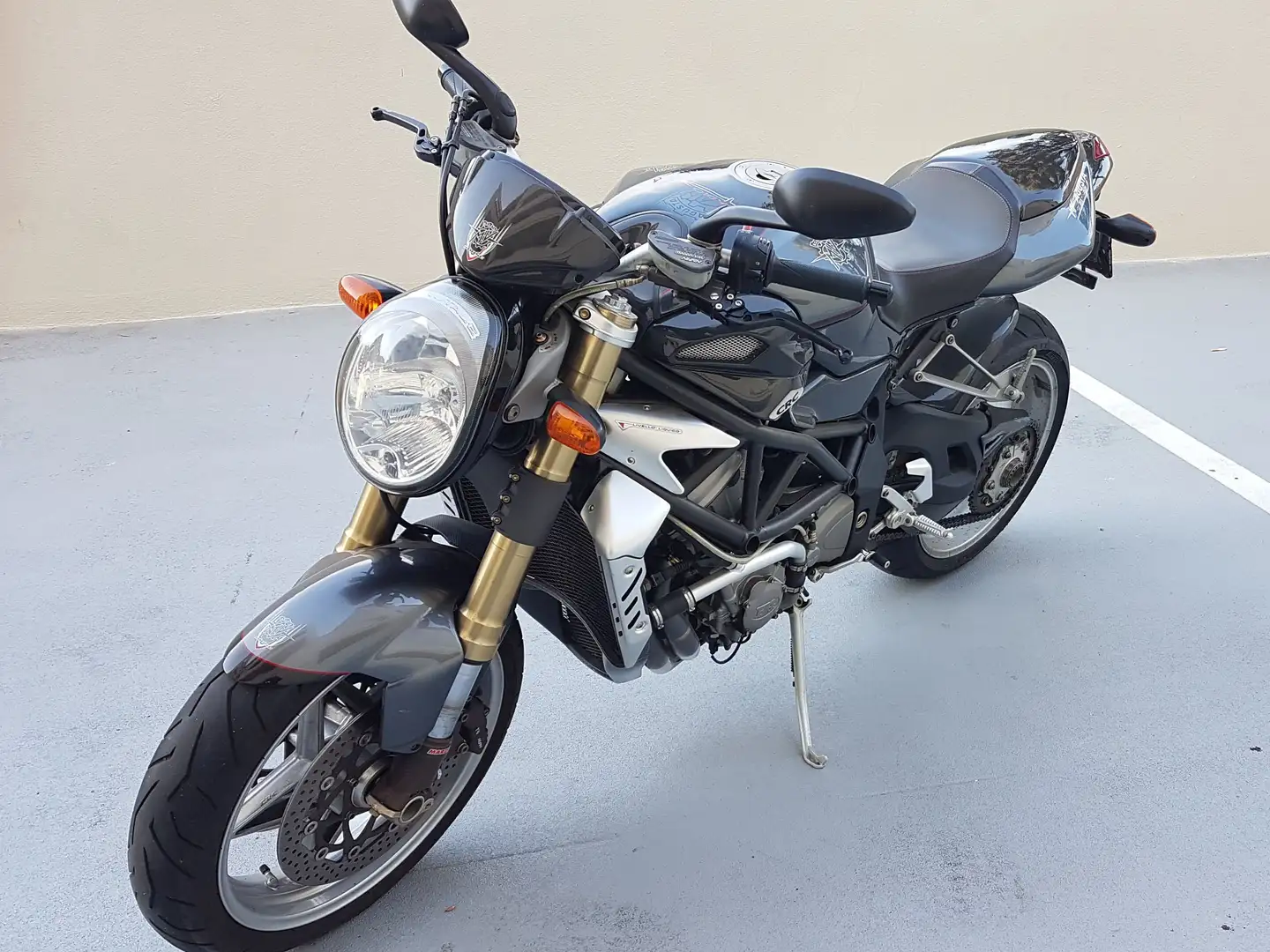 MV Agusta Brutale 910 - 2
