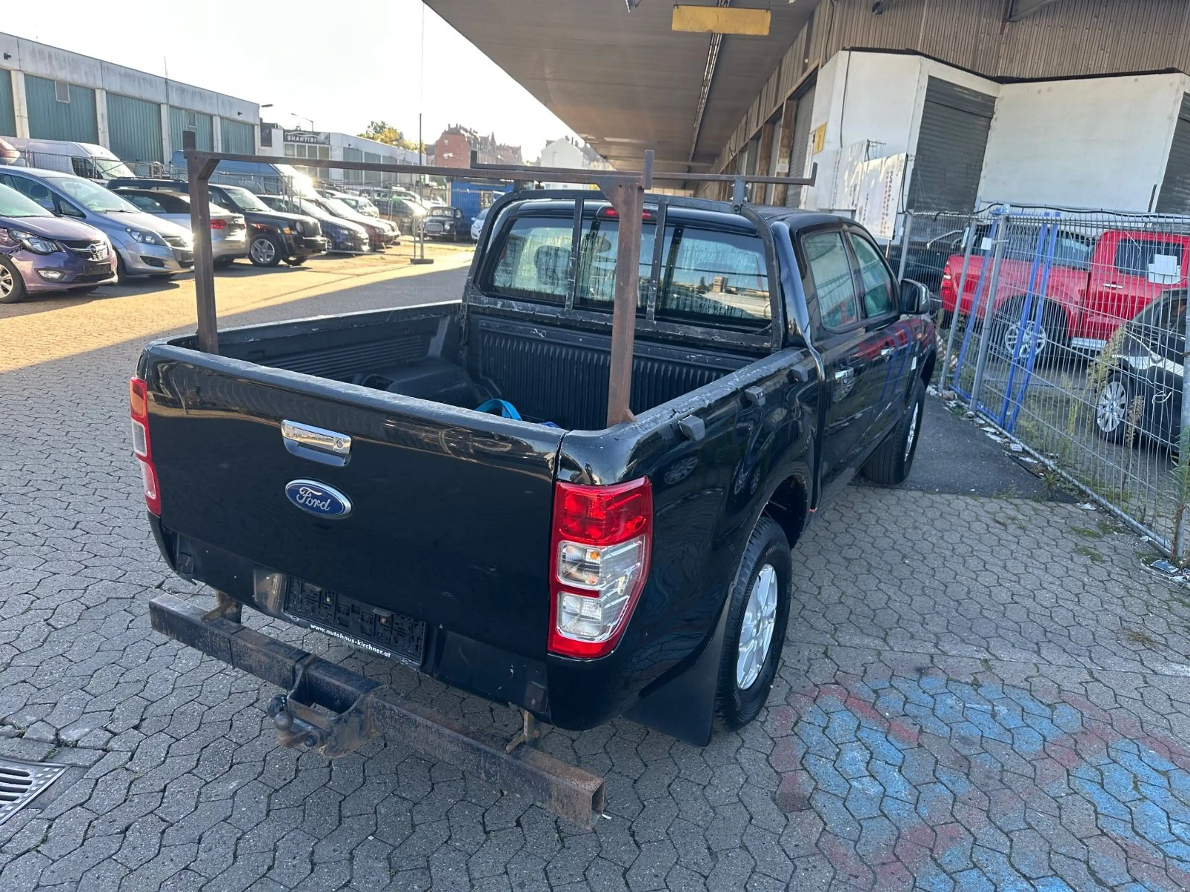 Ford Ranger — photo 9