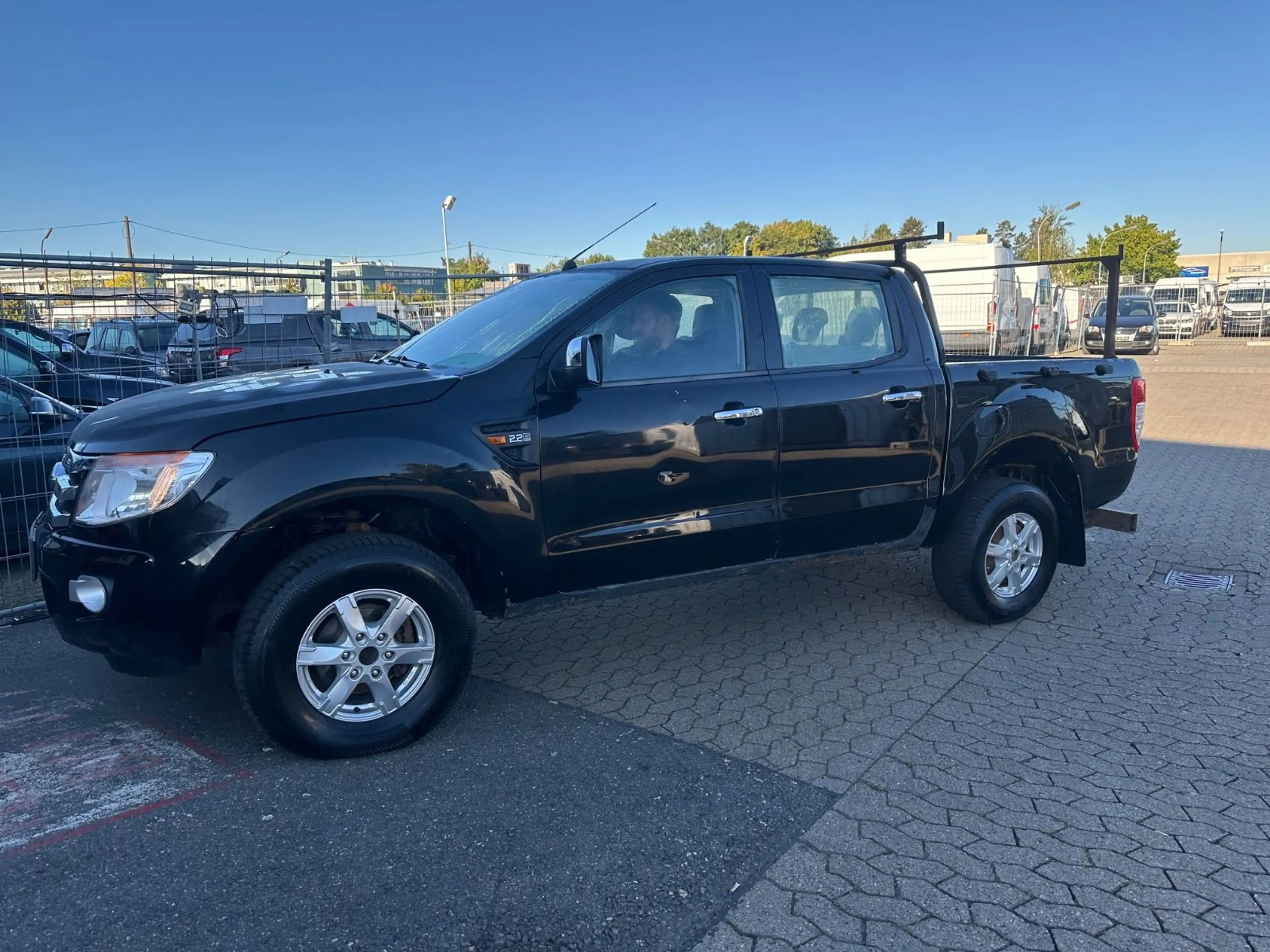 Ford Ranger — photo 4