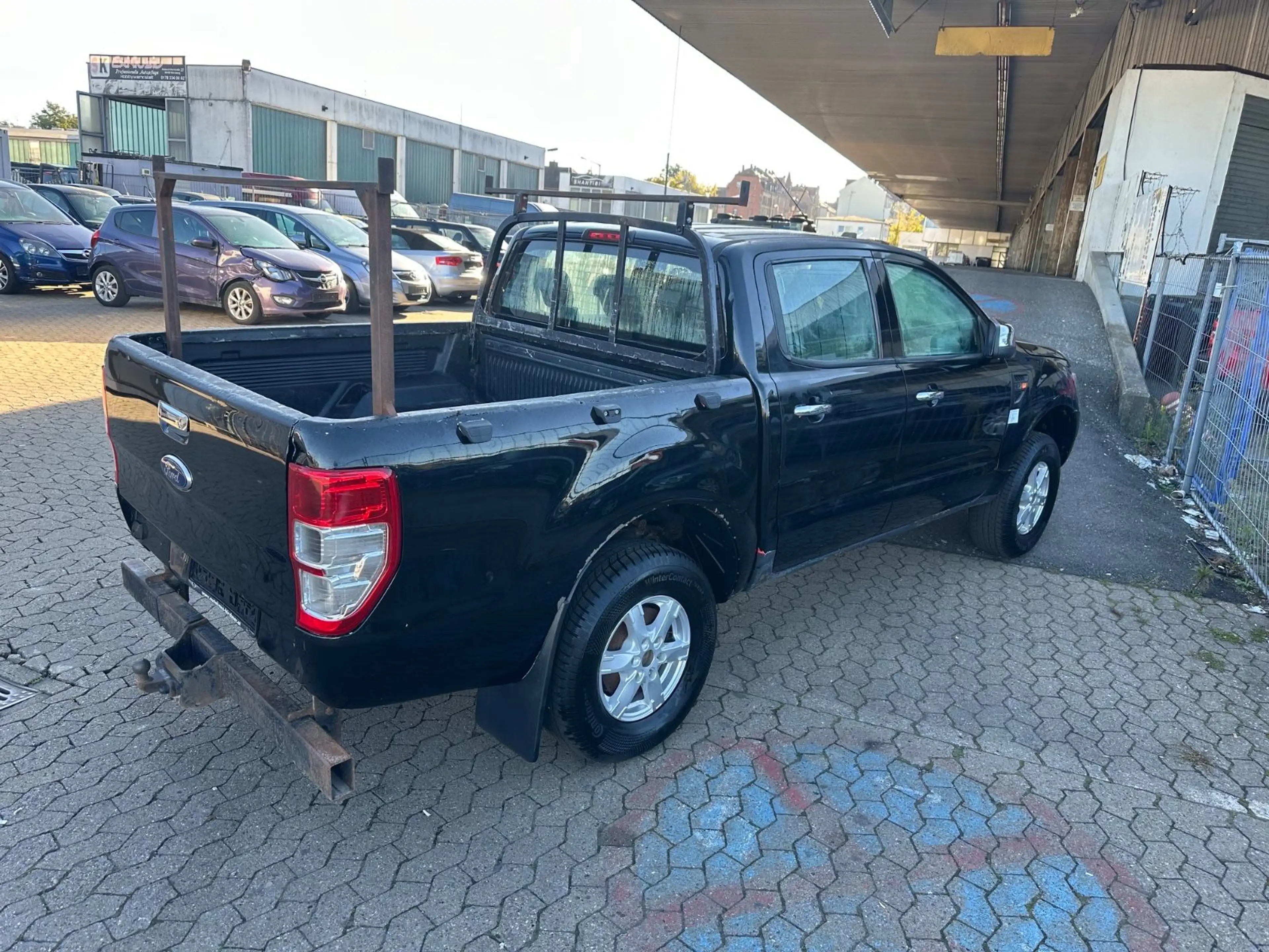 Ford Ranger — photo 11