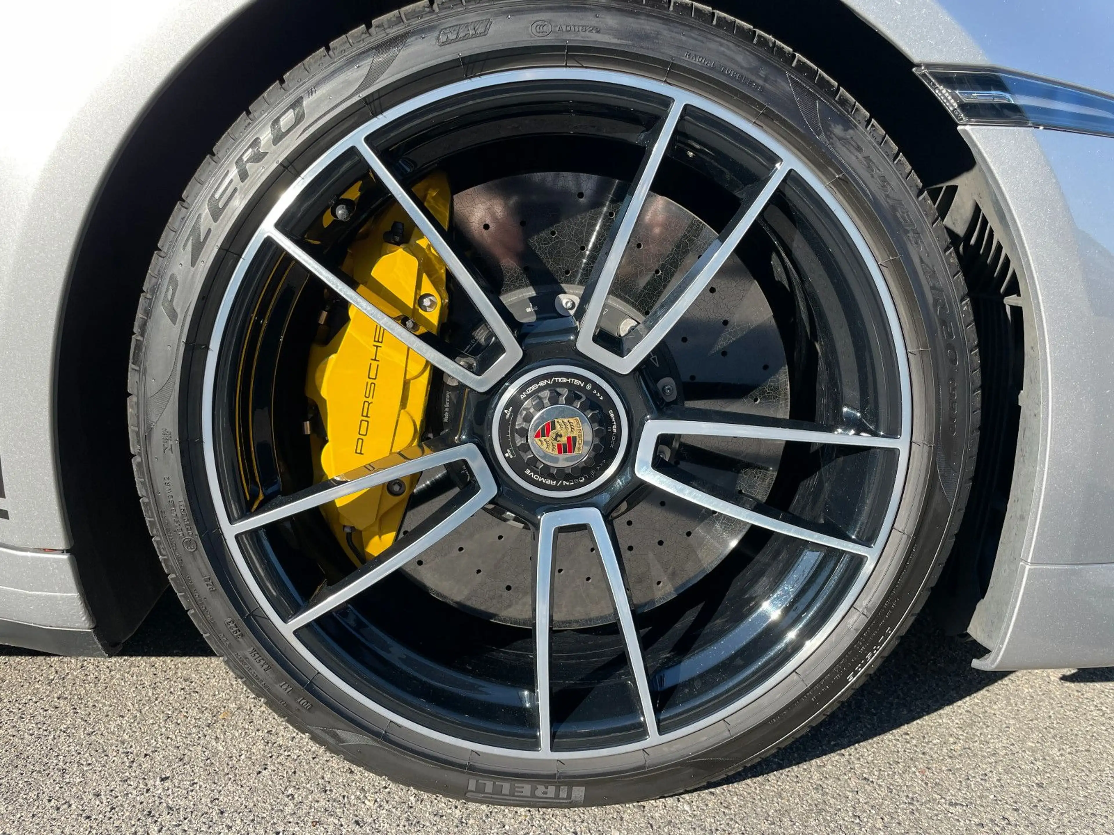 Porsche 911 Turbo S 1.Hd/Scheckheft/Approved/u-frei/Lift — photo 7