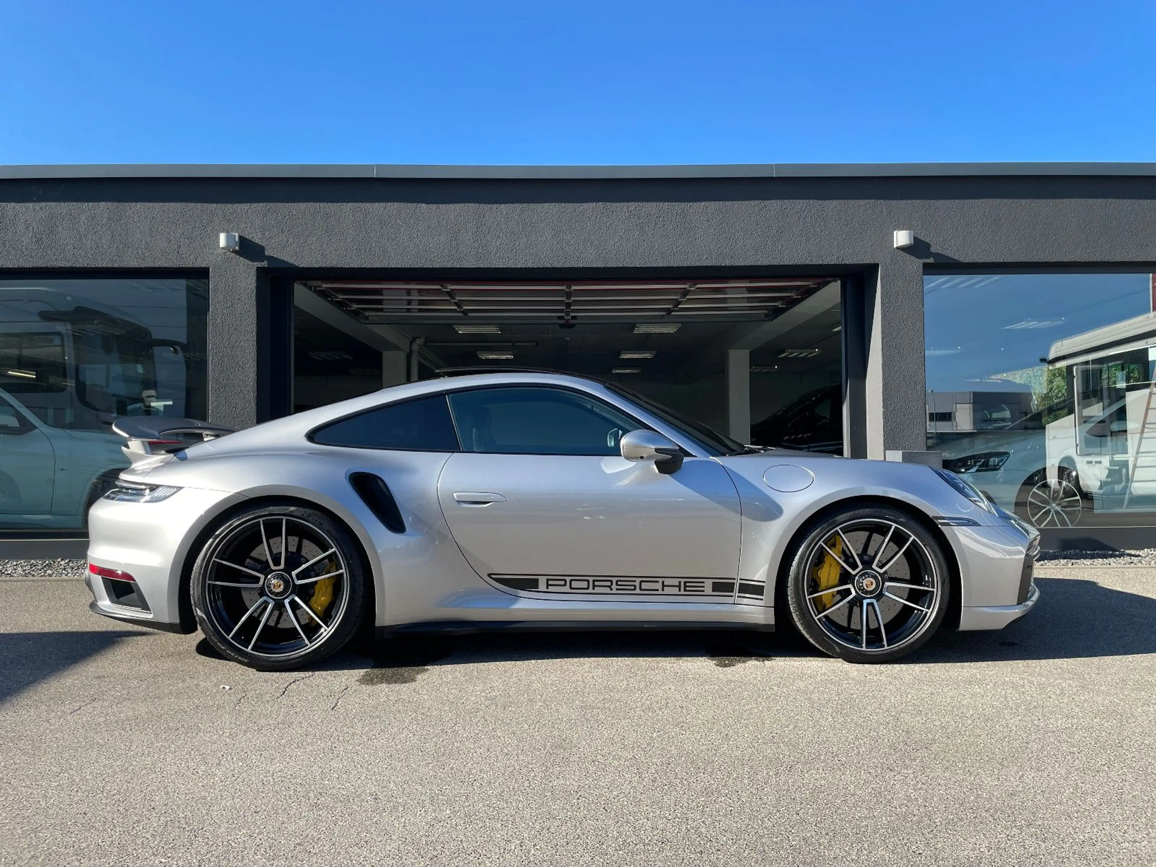 Porsche 911 Turbo S 1.Hd/Scheckheft/Approved/u-frei/Lift — photo 6
