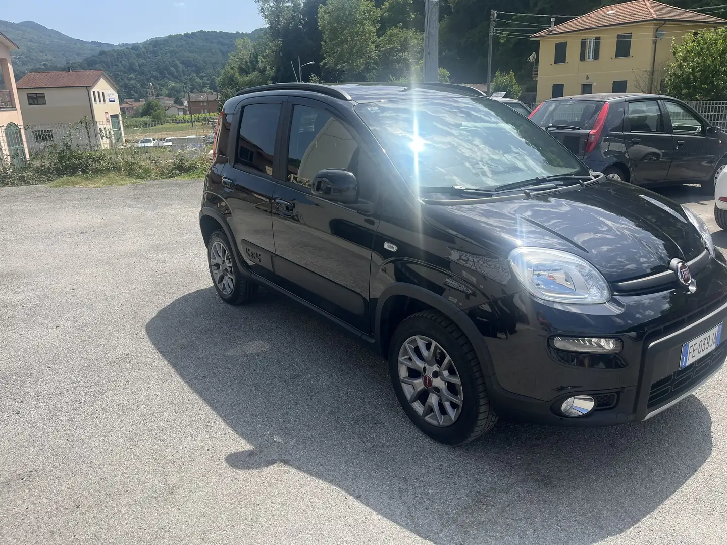 Fiat Panda 0.9 t.air turbo Lounge 85cv E6 Zwart - 2