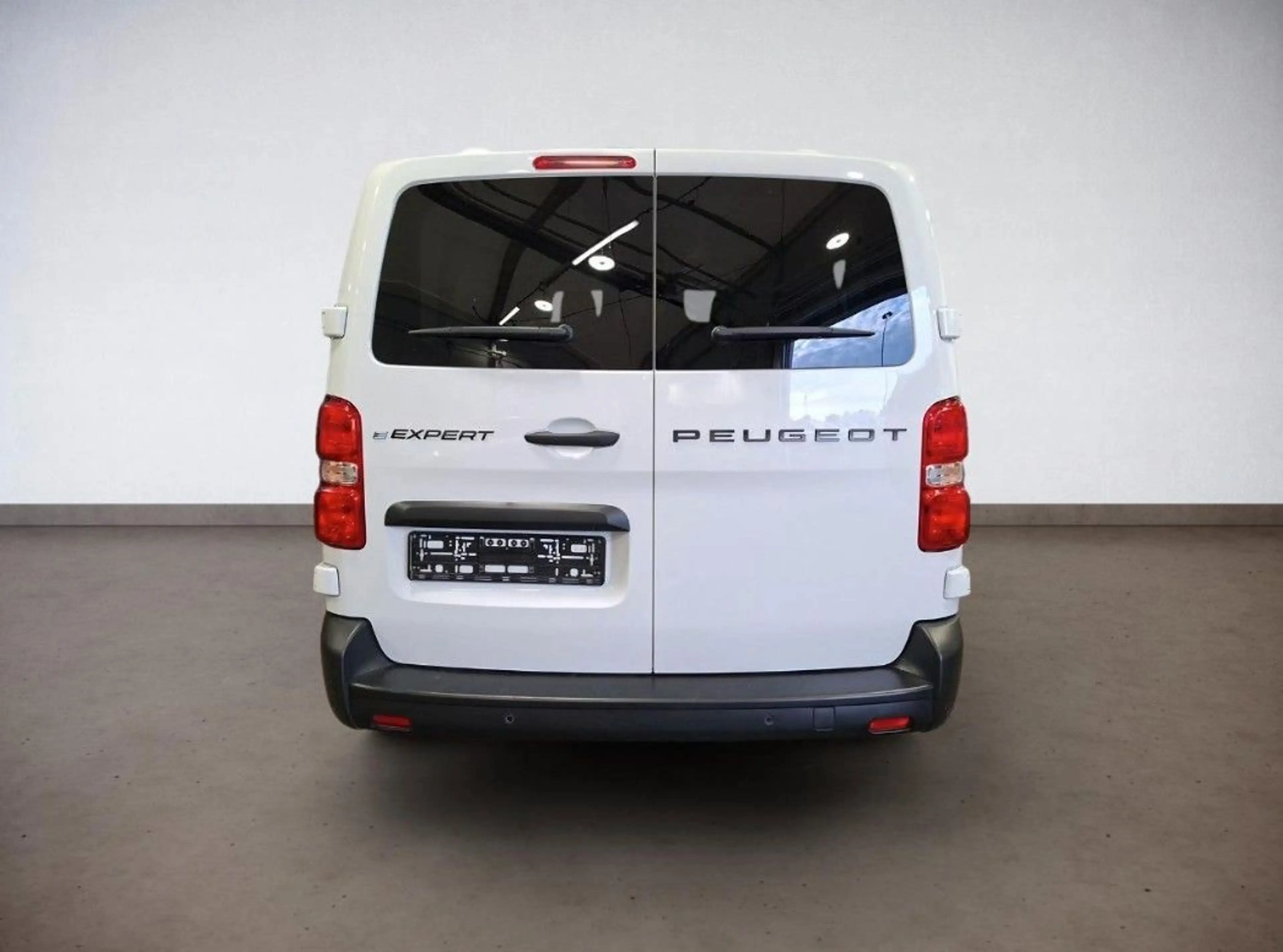 Peugeot Expert Kombi L3 Elektromotor,75 kWh,NAV,9 Sitze — photo 5