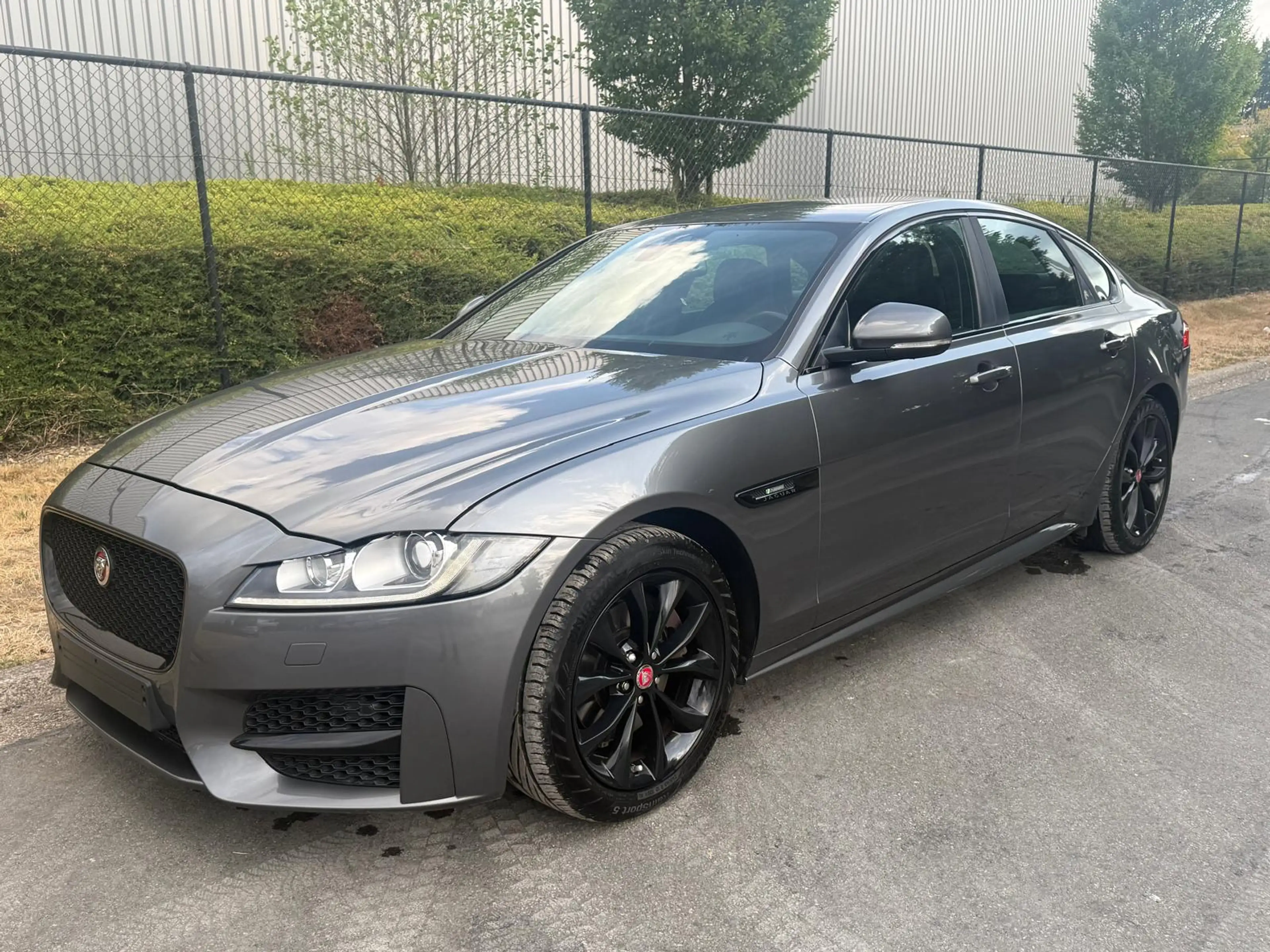 Jaguar XF XF 2.0 D AWD R-Sport (EU6.2)