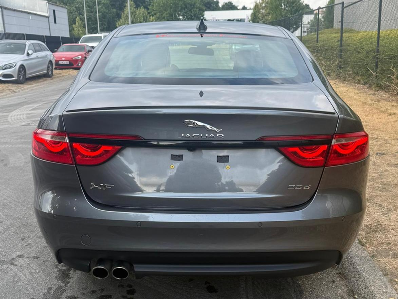 Jaguar XF XF 2.0 D AWD R-Sport (EU6.2) — photo 3
