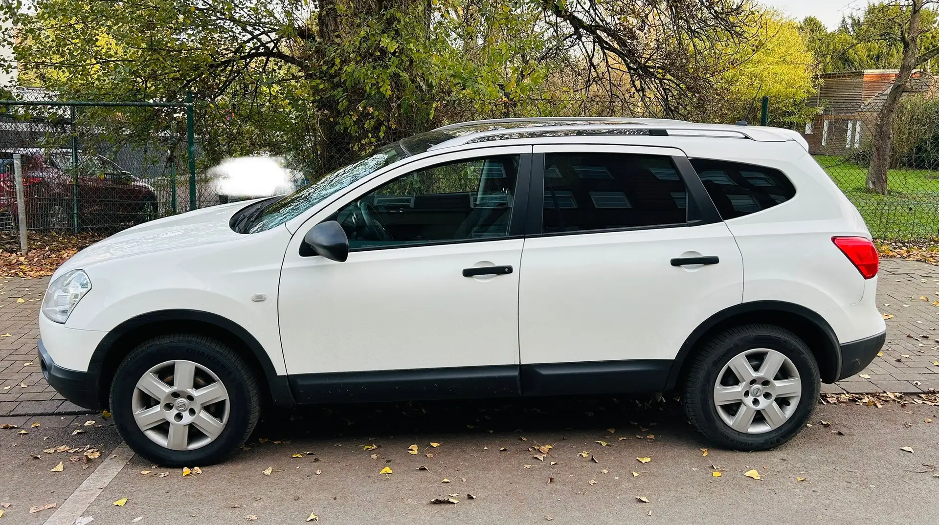 Nissan Qashqai+2 Qashqai+2 1.6 visia Bílá - 1