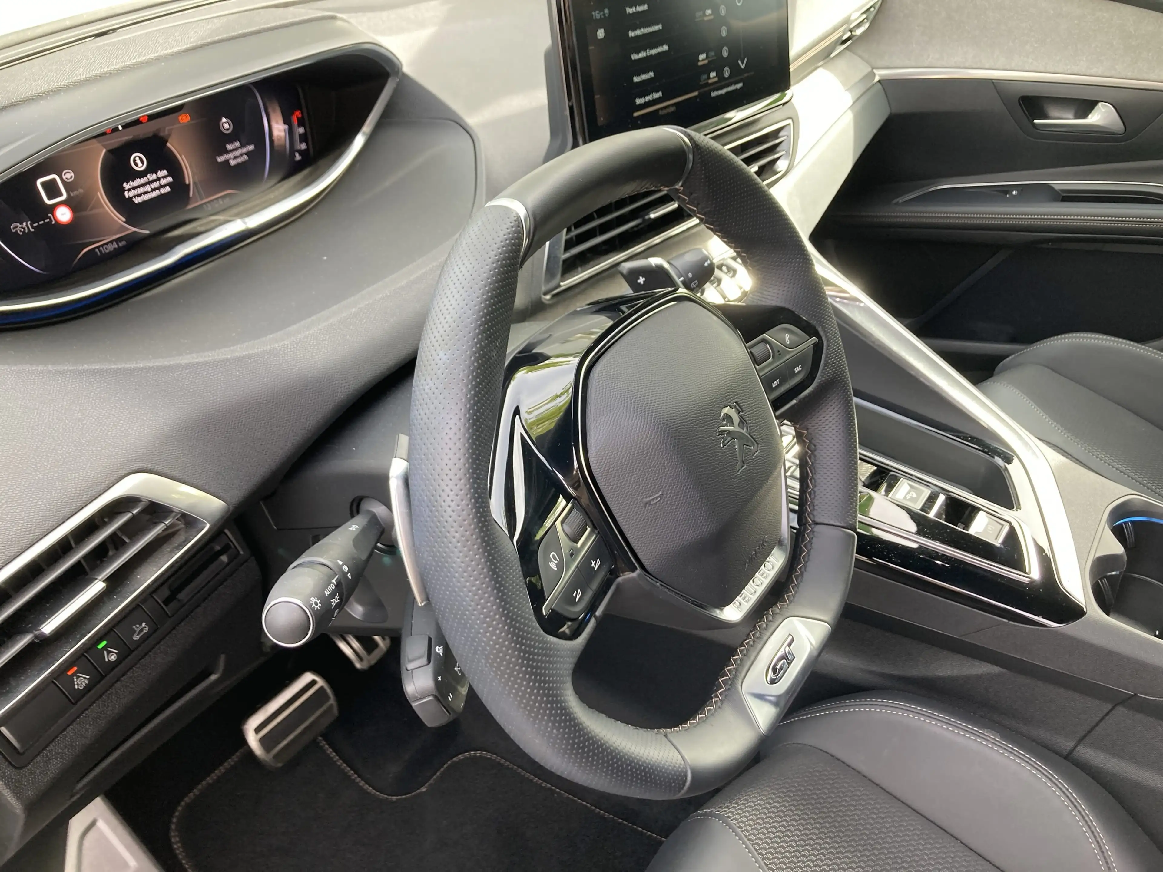 Peugeot 5008 1.2 PureTech 130 GT ACC+NightVision+Kam360 — photo 9