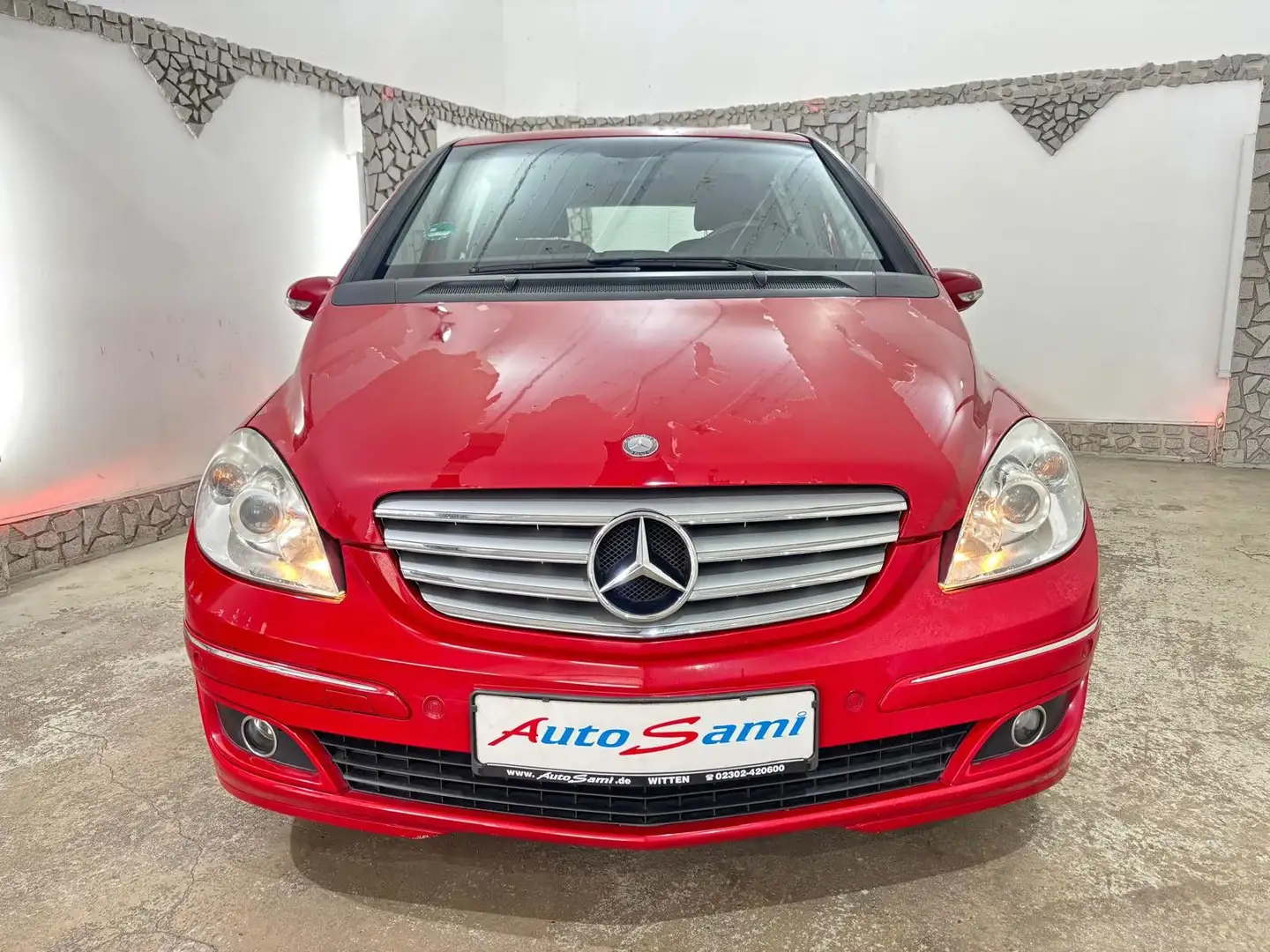 Mercedes-Benz B 200 CDI AUTOMATIK EINPARKHILFE SOUNDSYSTEM Rot - 2
