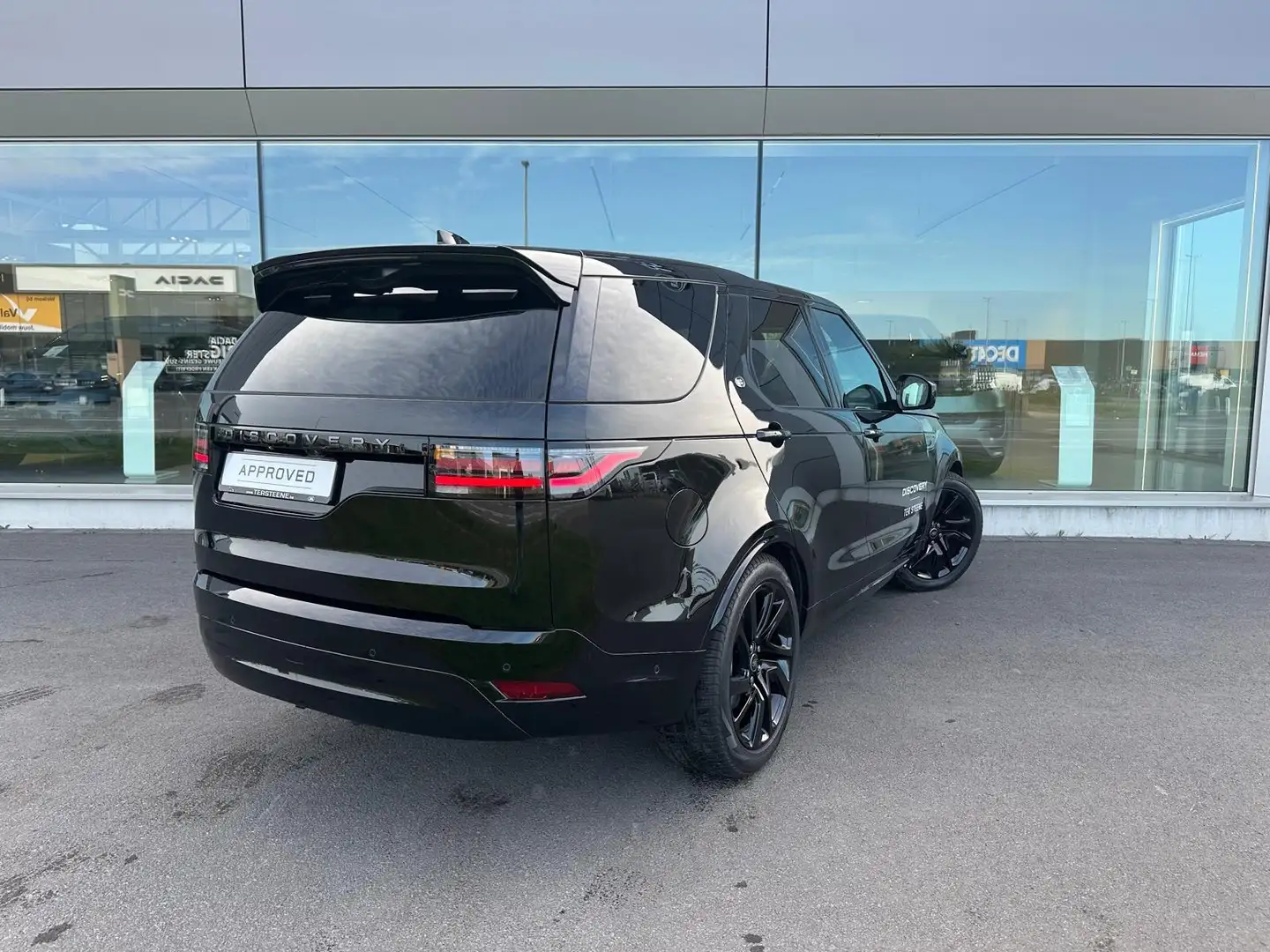 Land Rover Discovery D250 Dynamic SE AWD Auto. 25MY Zwart - 2
