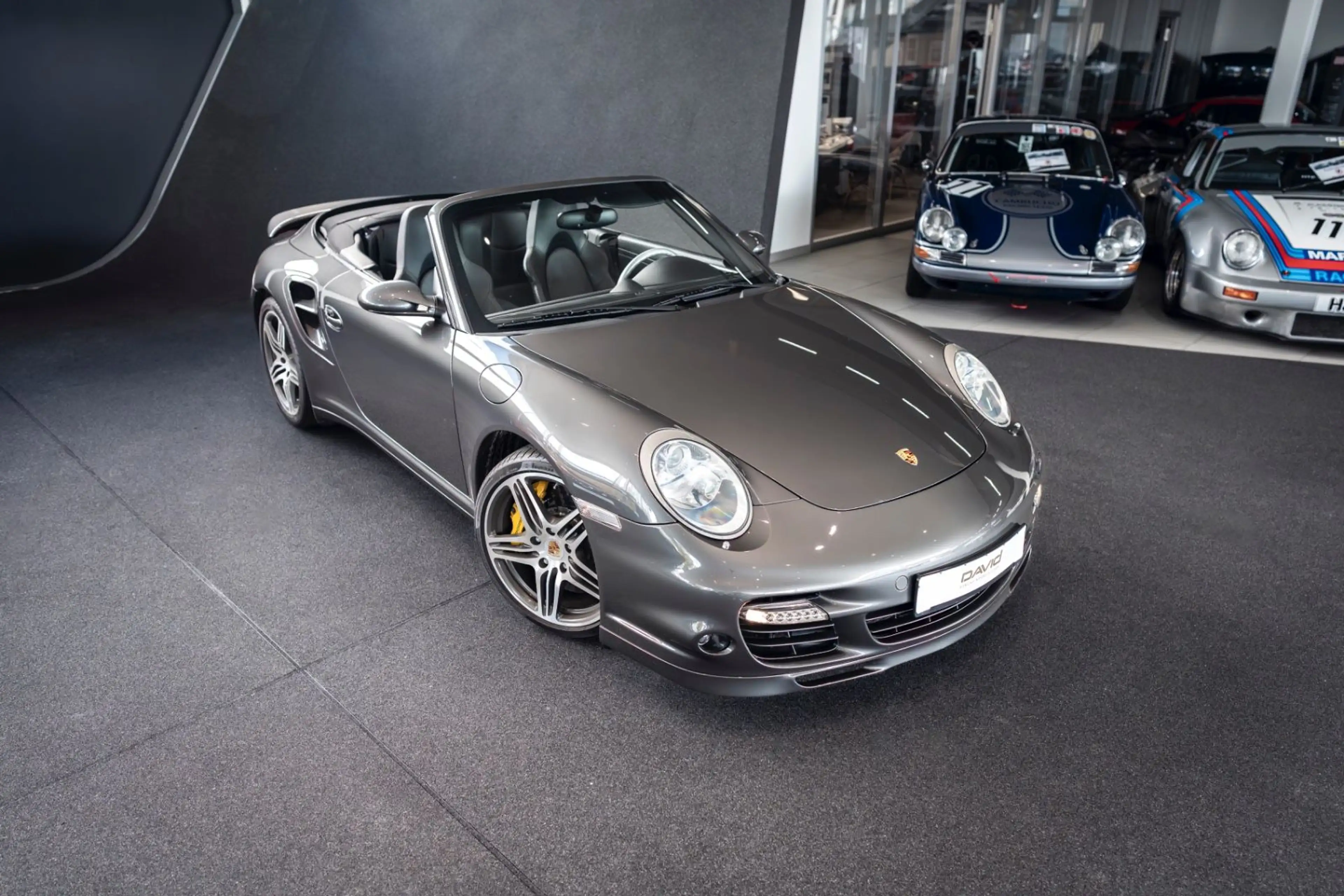 Porsche 997 .1 Turbo Cabrio *Scheckheft*PCCB*Schiefergrau — photo 2