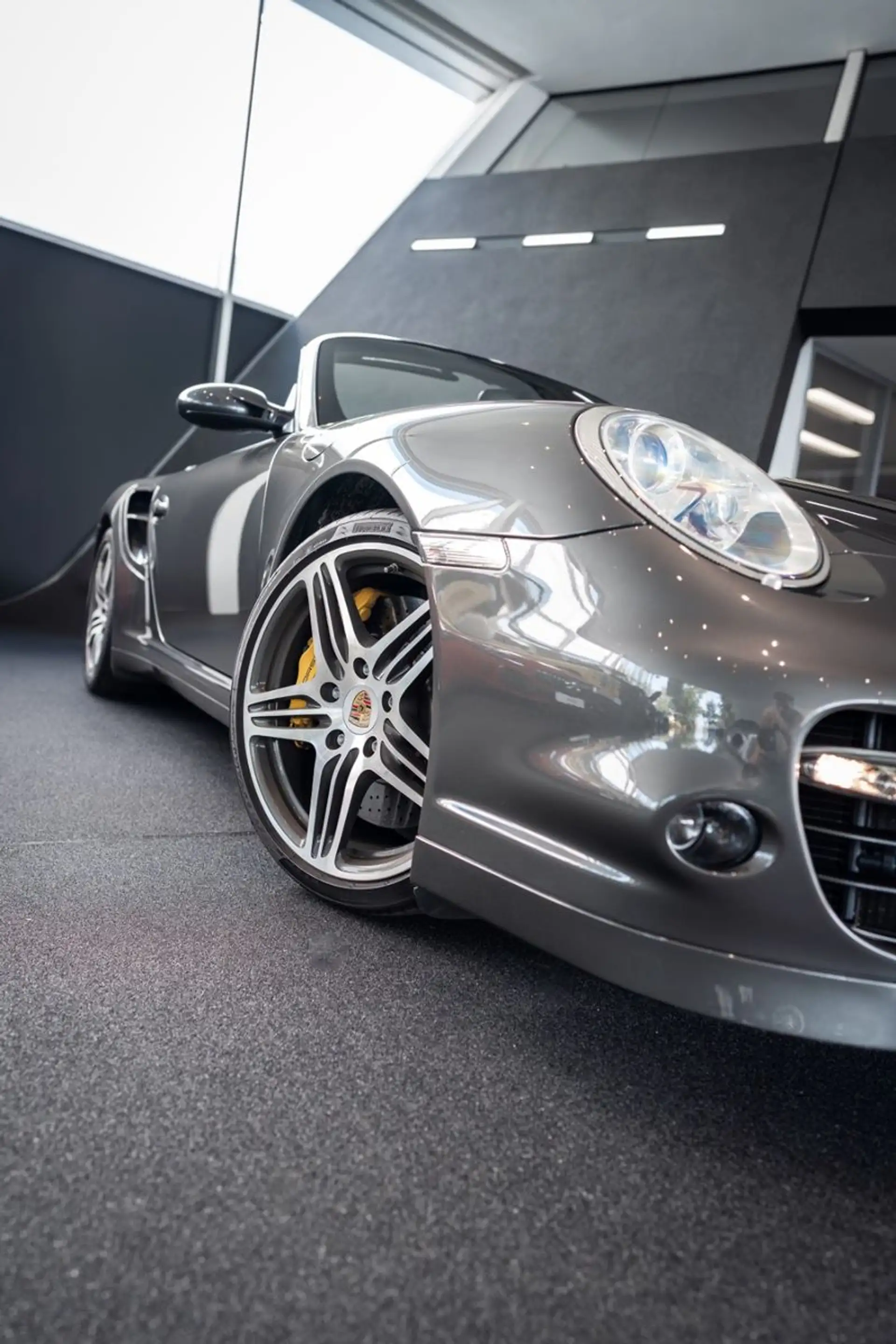 Porsche 997 .1 Turbo Cabrio *Scheckheft*PCCB*Schiefergrau — photo 5