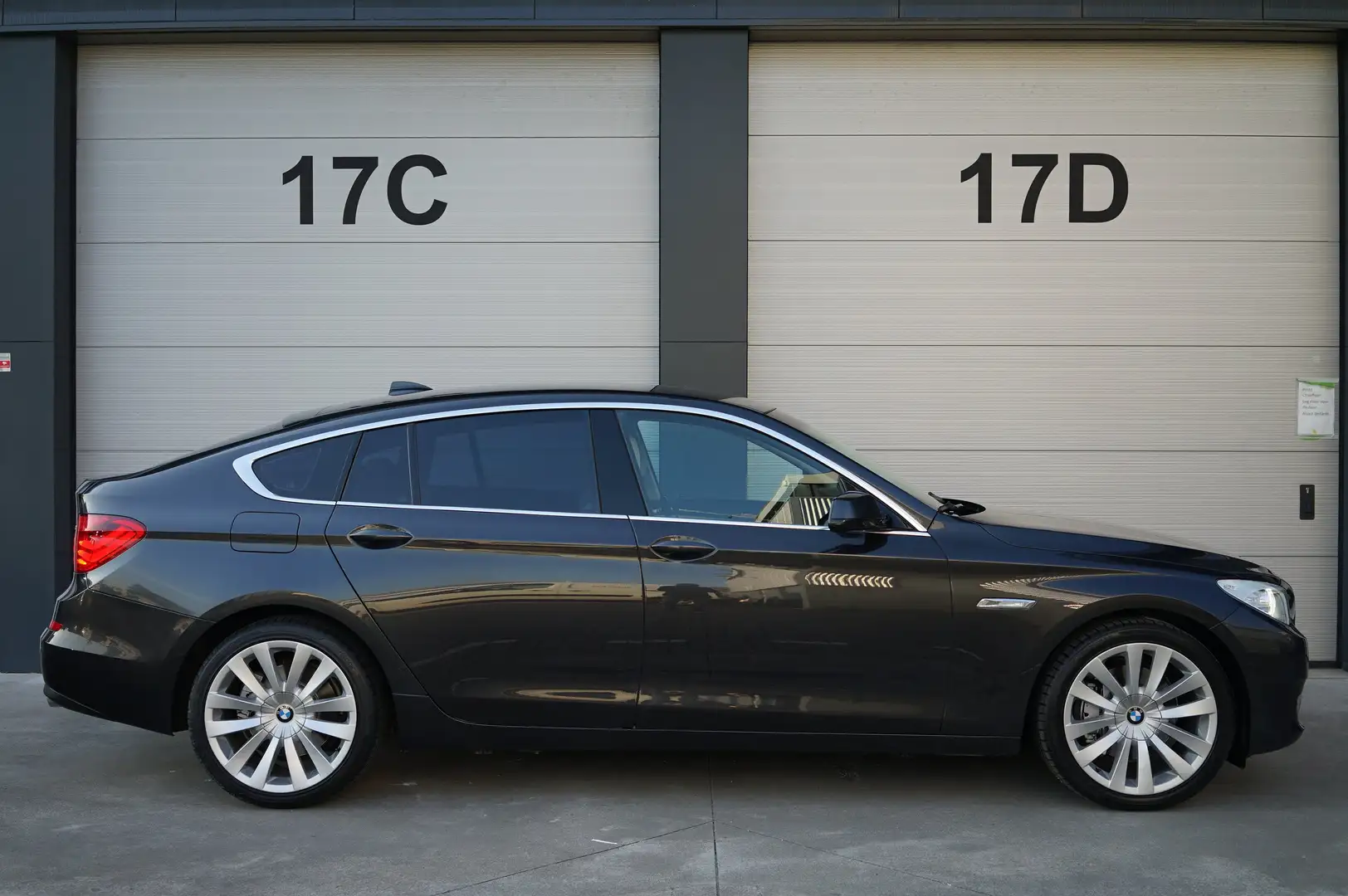 BMW 535 i GT High EXE 128dkm-UITMUNTEND-'10 Gris - 2