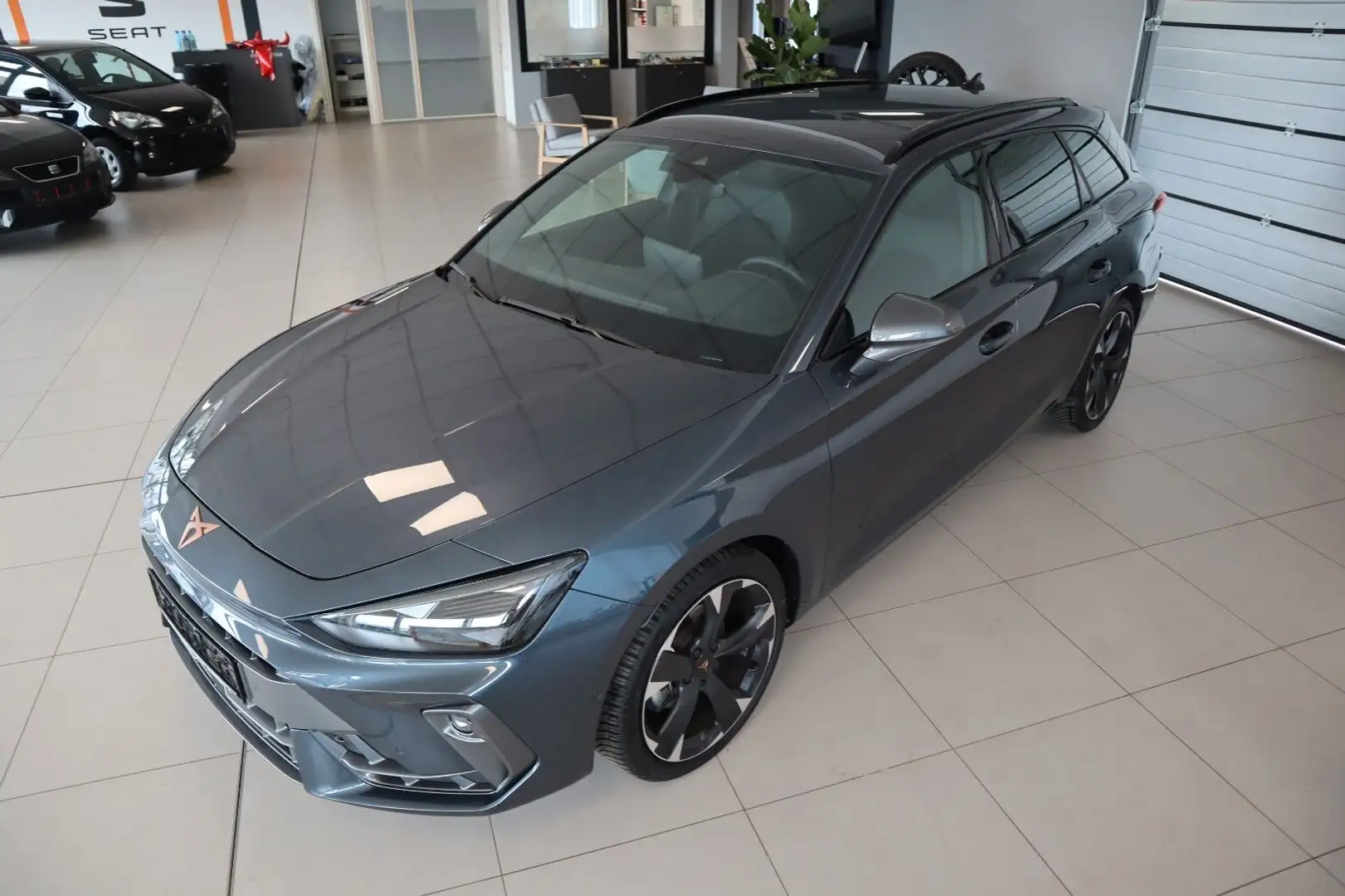 CUPRA Leon Sportstourer/KAMERA/ALLWETTER/DAB/NAVI/LED Grau - 2