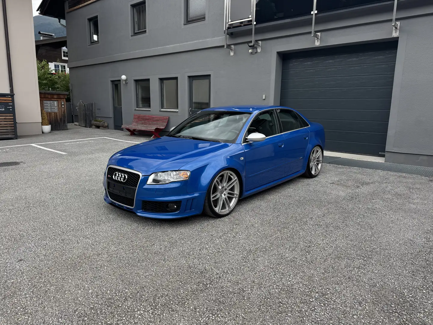 Audi RS4 4,2 V8 quattro - 1