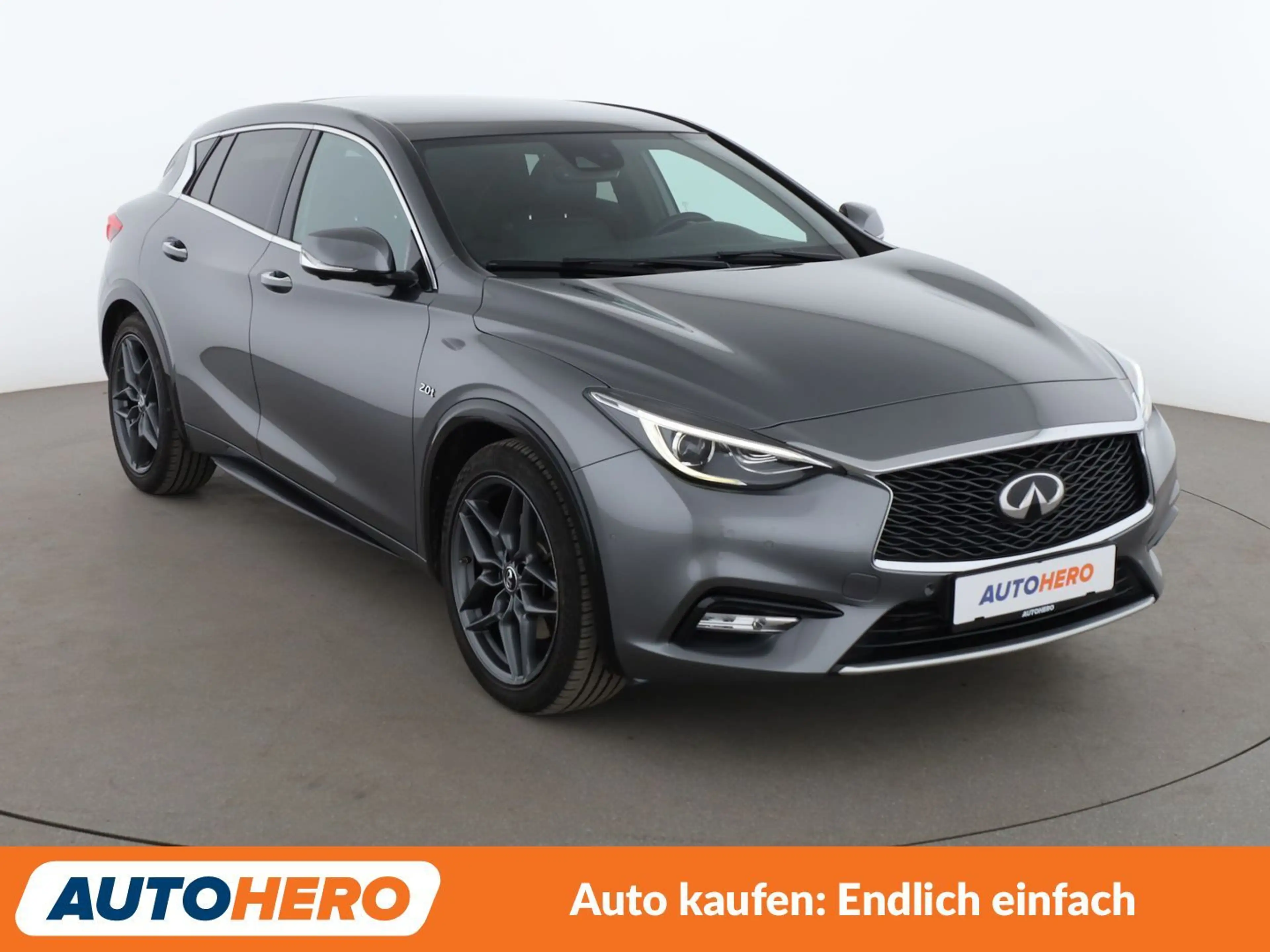 Infiniti Q30 2.0 Turbo Luxe Tech AWD Aut*NAVI*LED*ACC*CAM*PDC* — photo 8