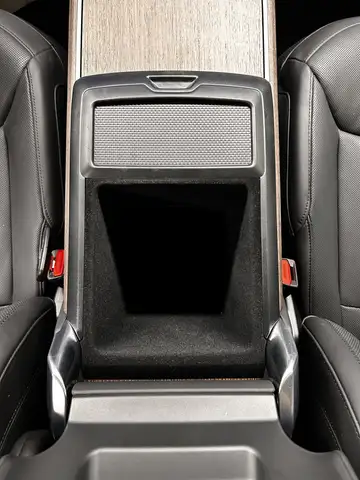 Land Rover Range Rover view 20