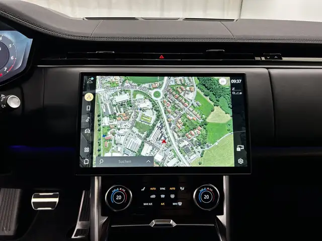 Land Rover Range Rover view 26