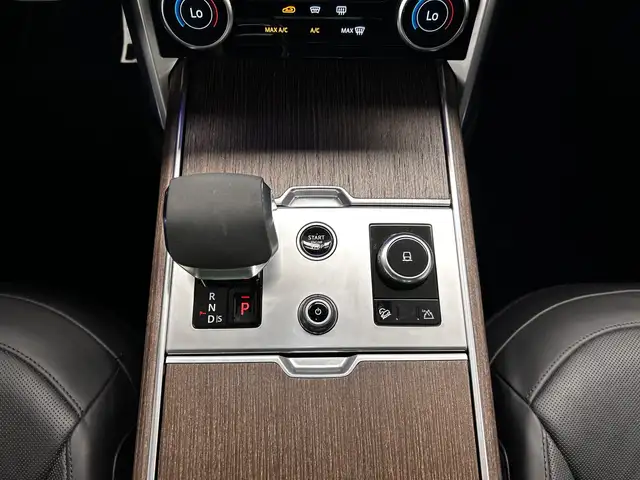 Land Rover Range Rover view 21
