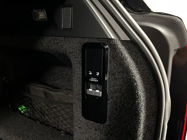 Land Rover Range Rover view 13