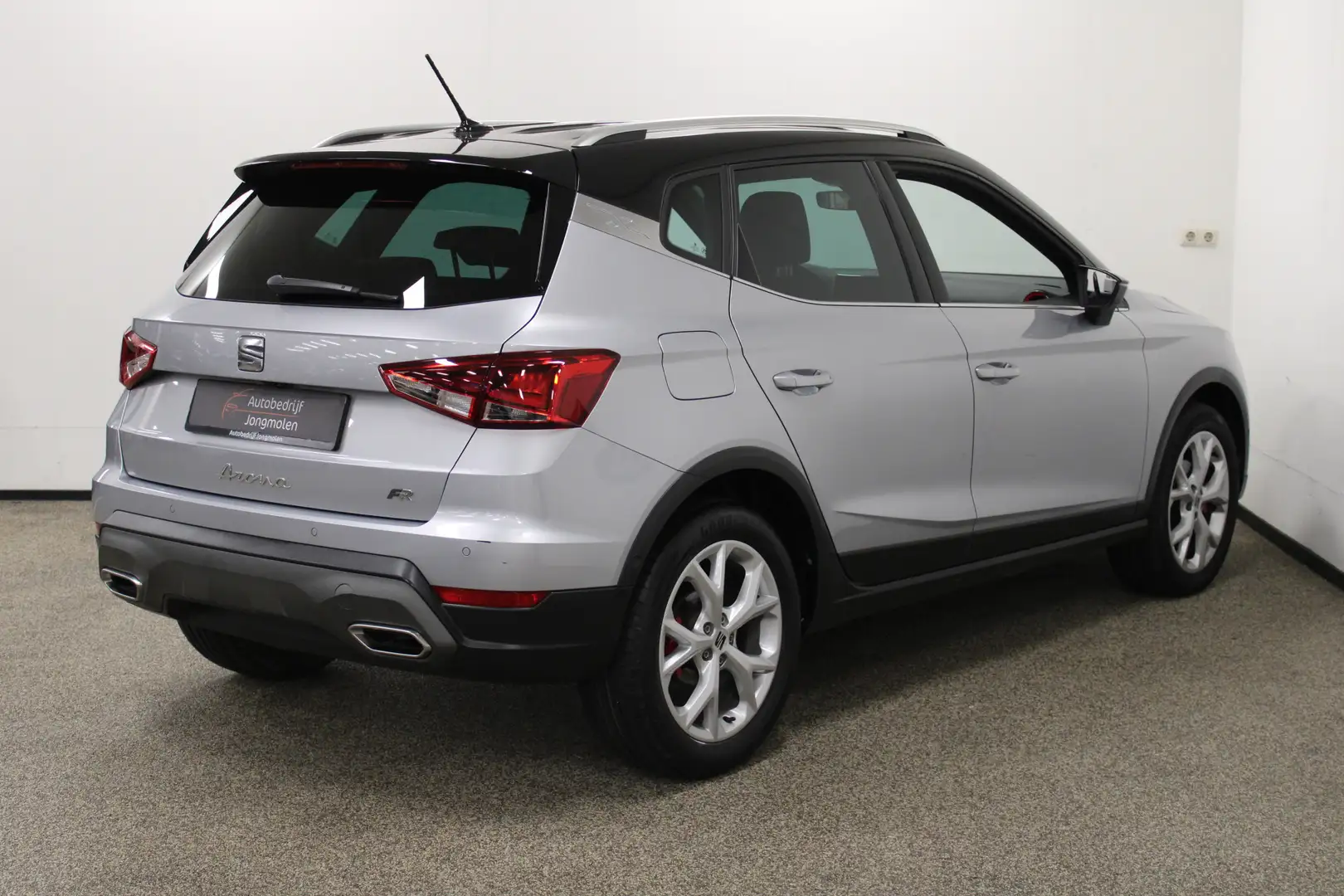 SEAT Arona 1.5 EcoTSI FR Business Connect Gris - 2