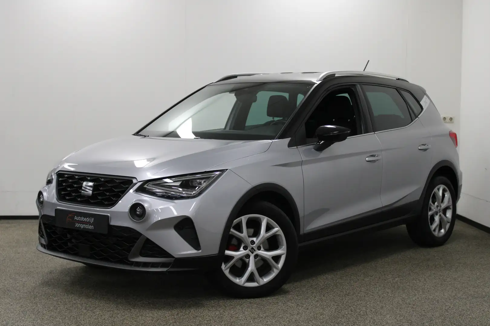 SEAT Arona 1.5 EcoTSI FR Business Connect Gris - 1