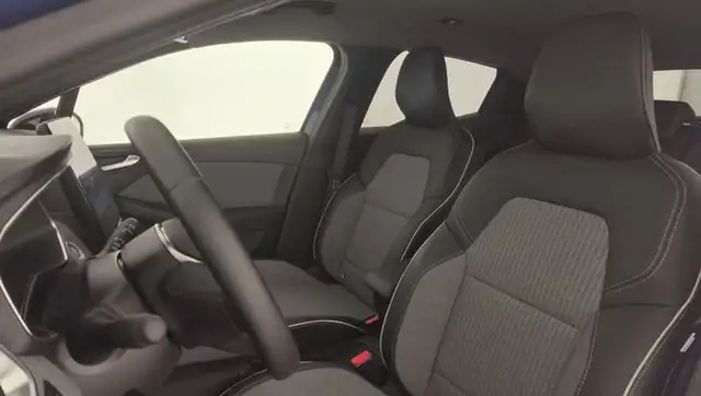 Renault Clio view 13
