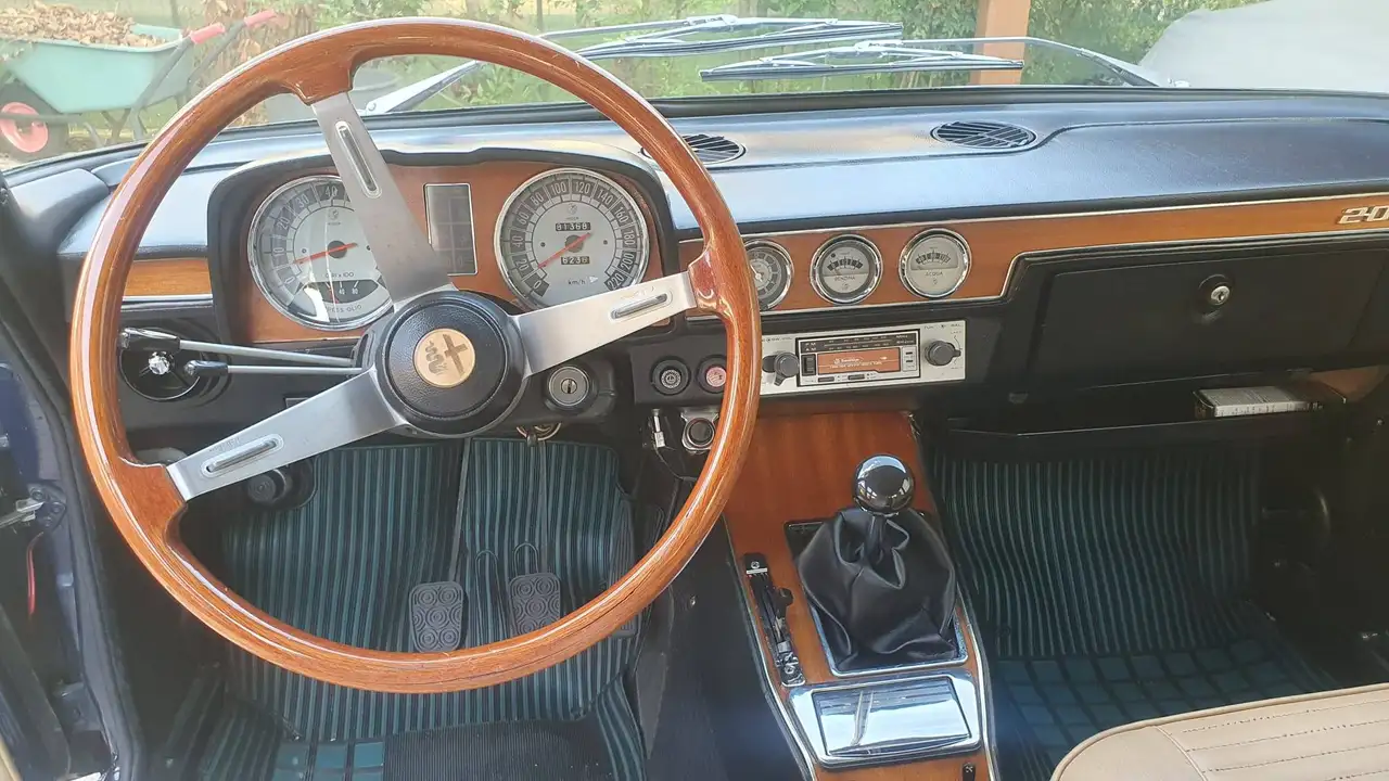Alfa Romeo 2000 berlina, foto 6