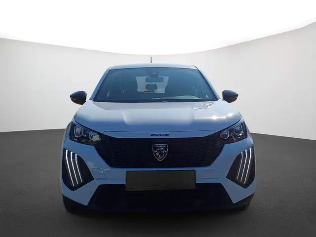 Peugeot 2008 view 2