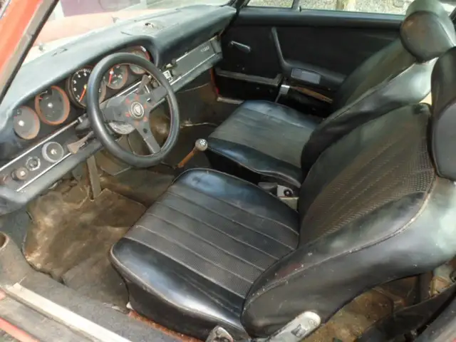 Porsche 911 view 13