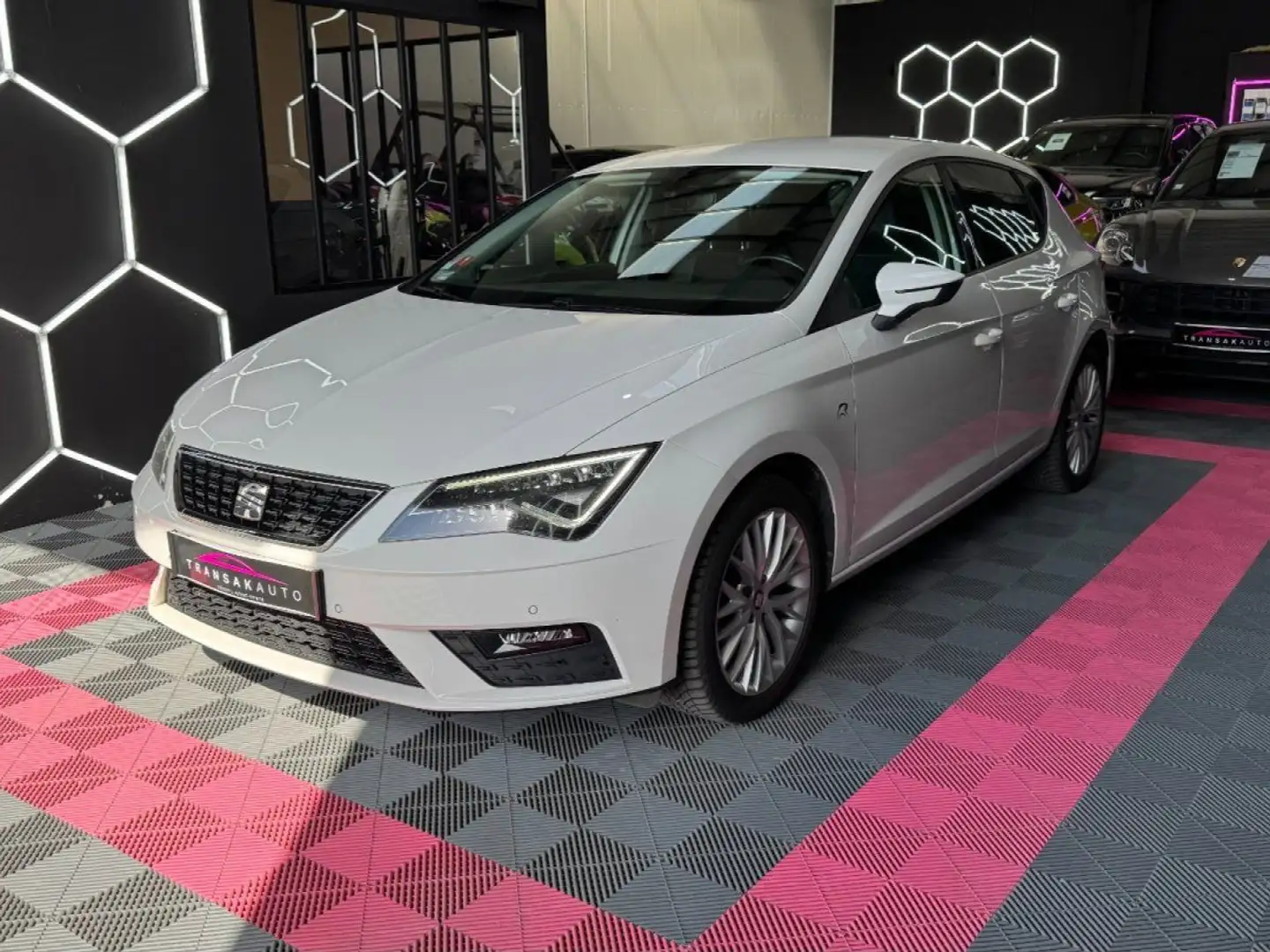 SEAT Leon My Canal 110 ch 1.2 TSI ~ Radar AV/AR ~ Bluetooth  Blanc - 2