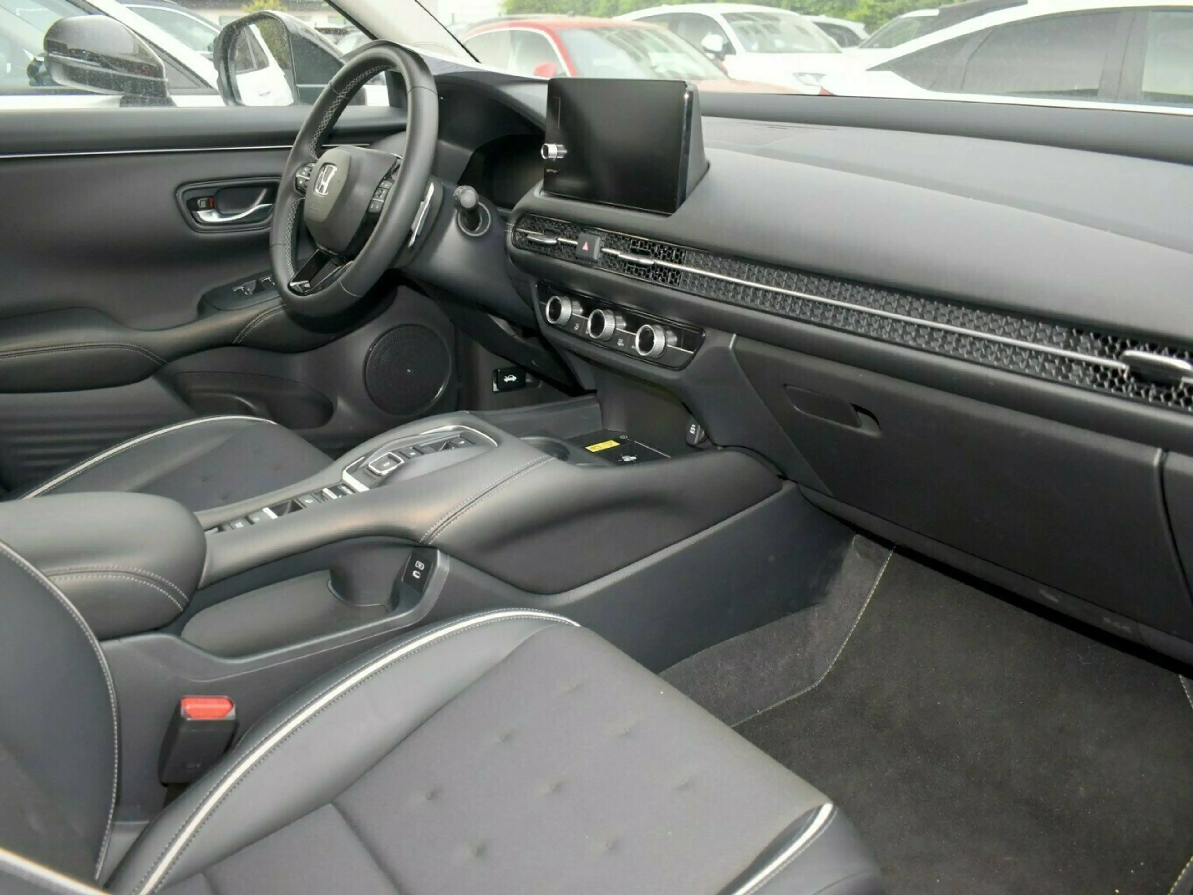 Honda ZR-V e:HEV Sport — photo 3