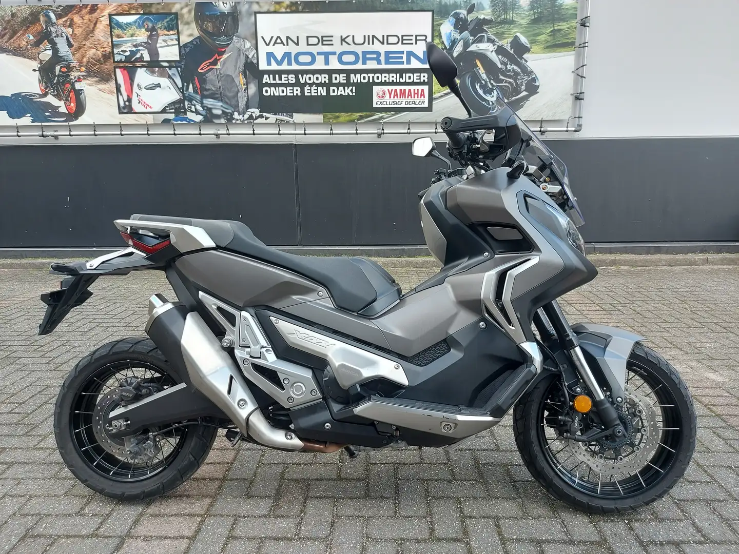 Honda X-ADV Grijs - 1