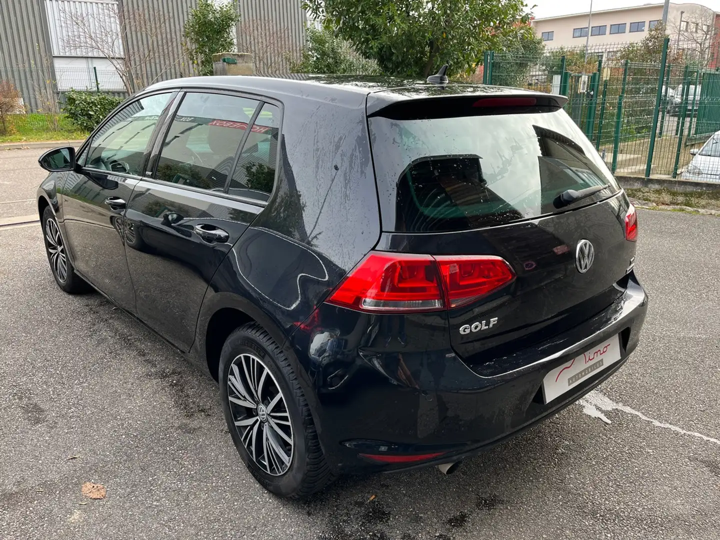 Volkswagen Golf 1.6 TDI AllStar BLUE MOTION GARANTIE 12 MOIS Noir - 2