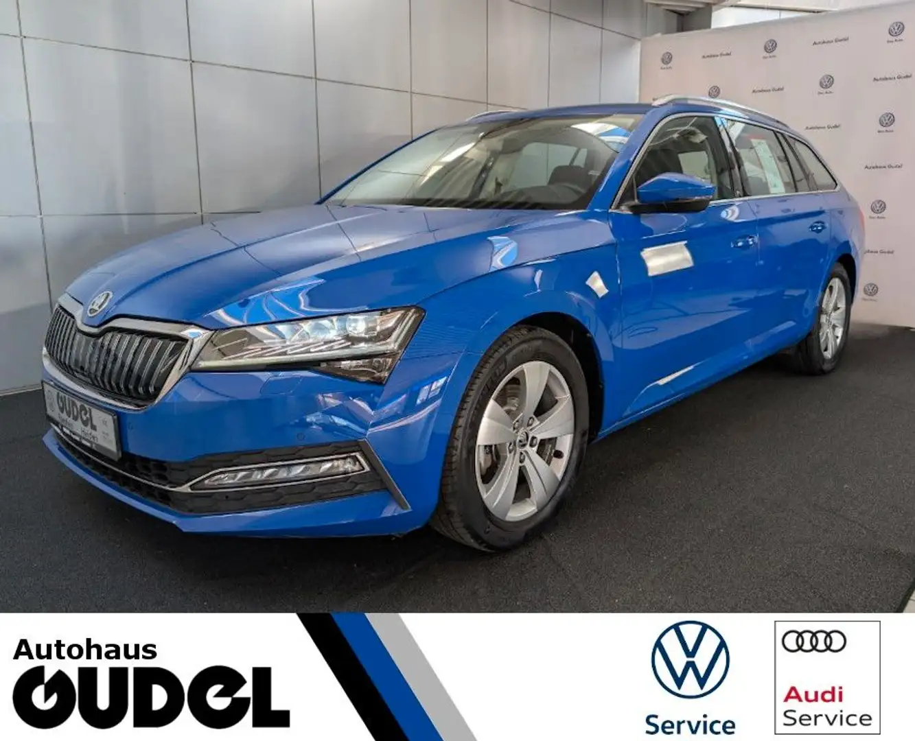 Skoda Superb Combi Style 1.4 iV Hybrid DSG SmartL. DCC Blau - 1