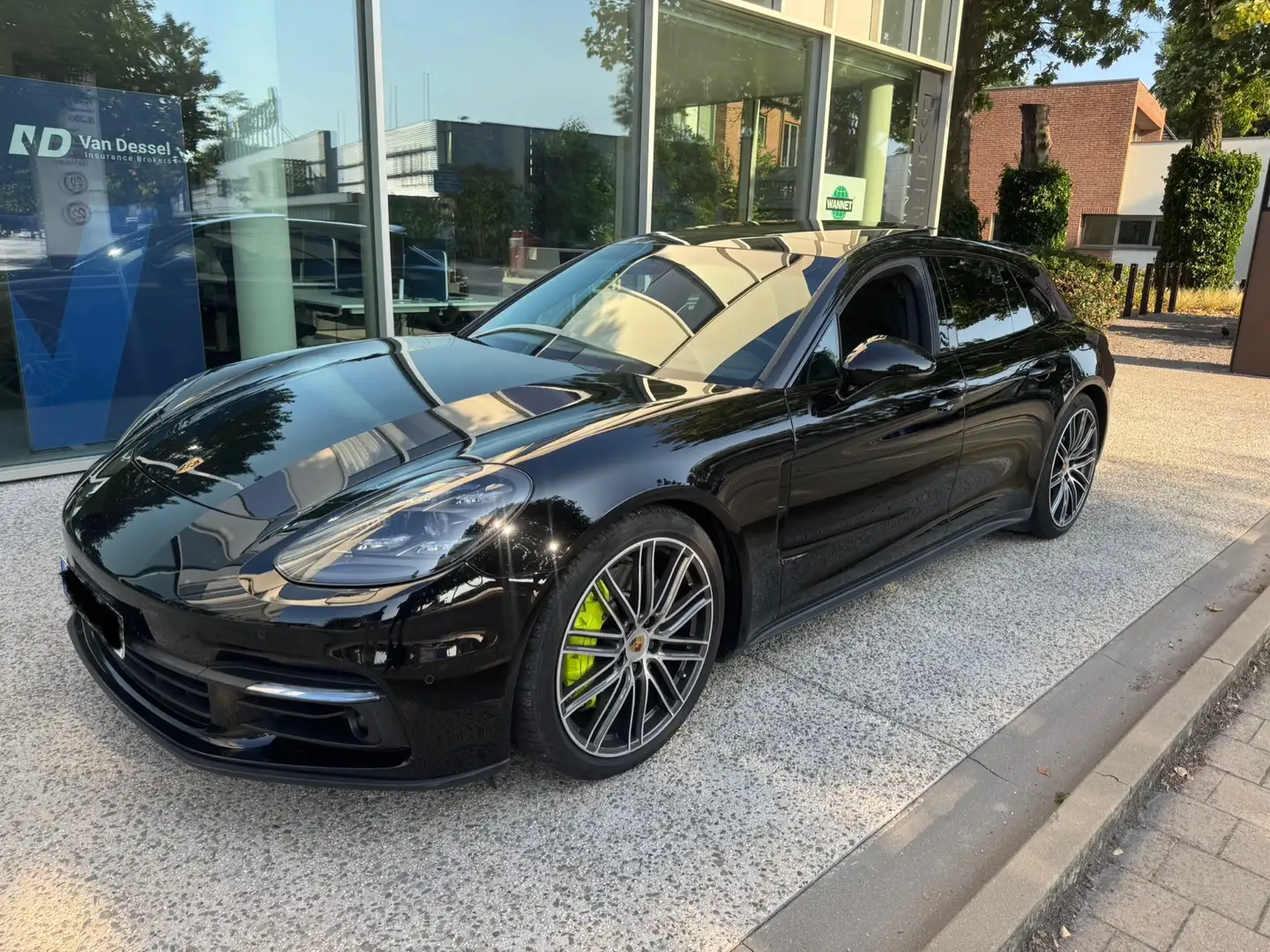 Porsche Panamera 4 E-Hybrid Sport Turismo - PANO - BTW WAGEN Zwart - 1