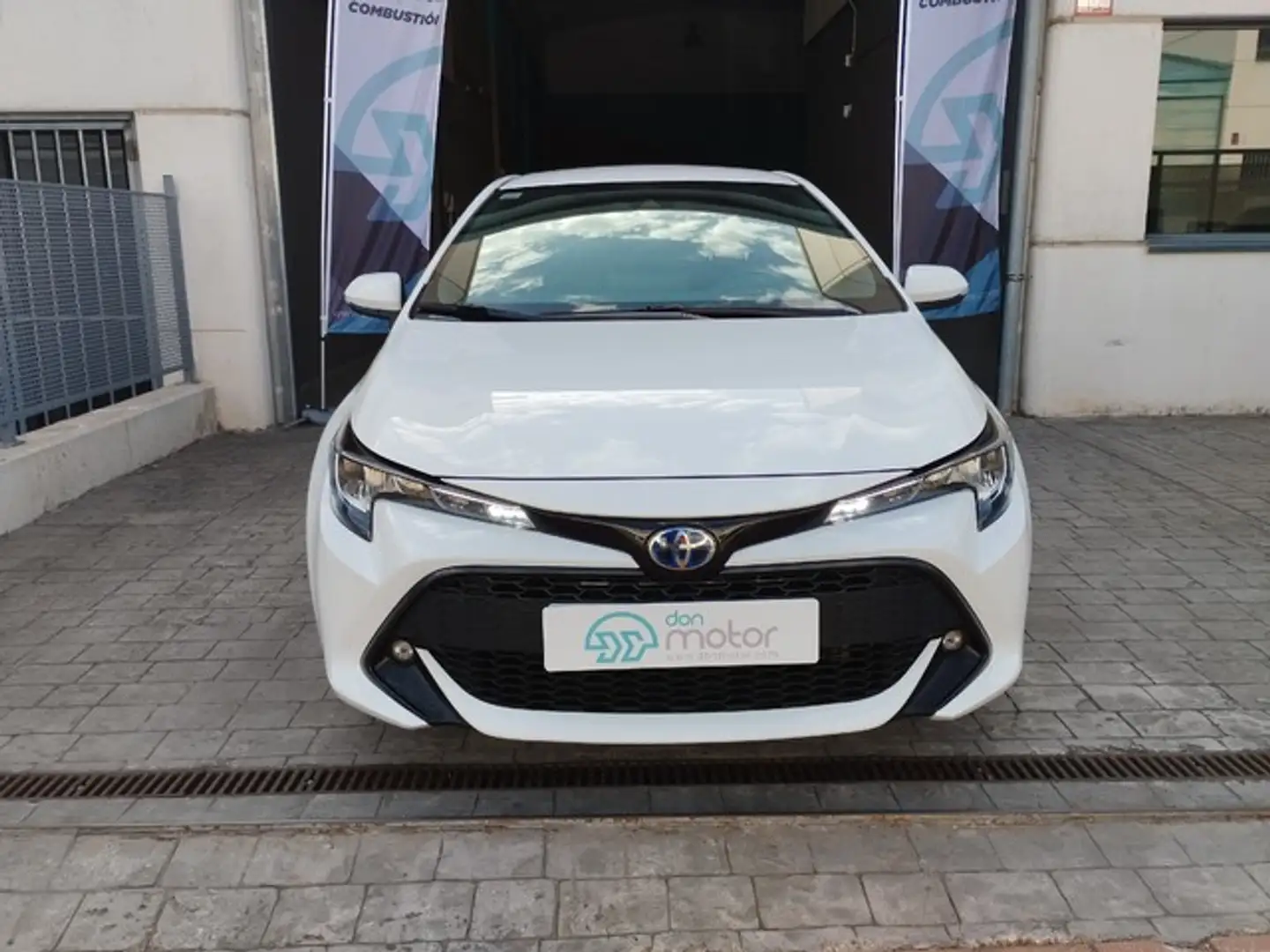 Toyota Corolla 125H Active Tech Blanco - 2
