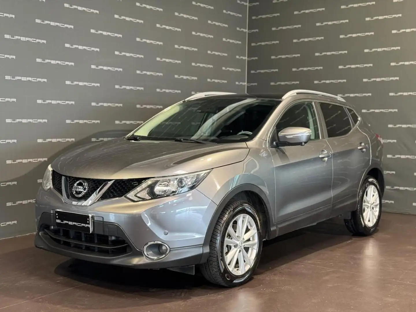 Nissan Qashqai 1.5 dCi Tekna Grigio - 1