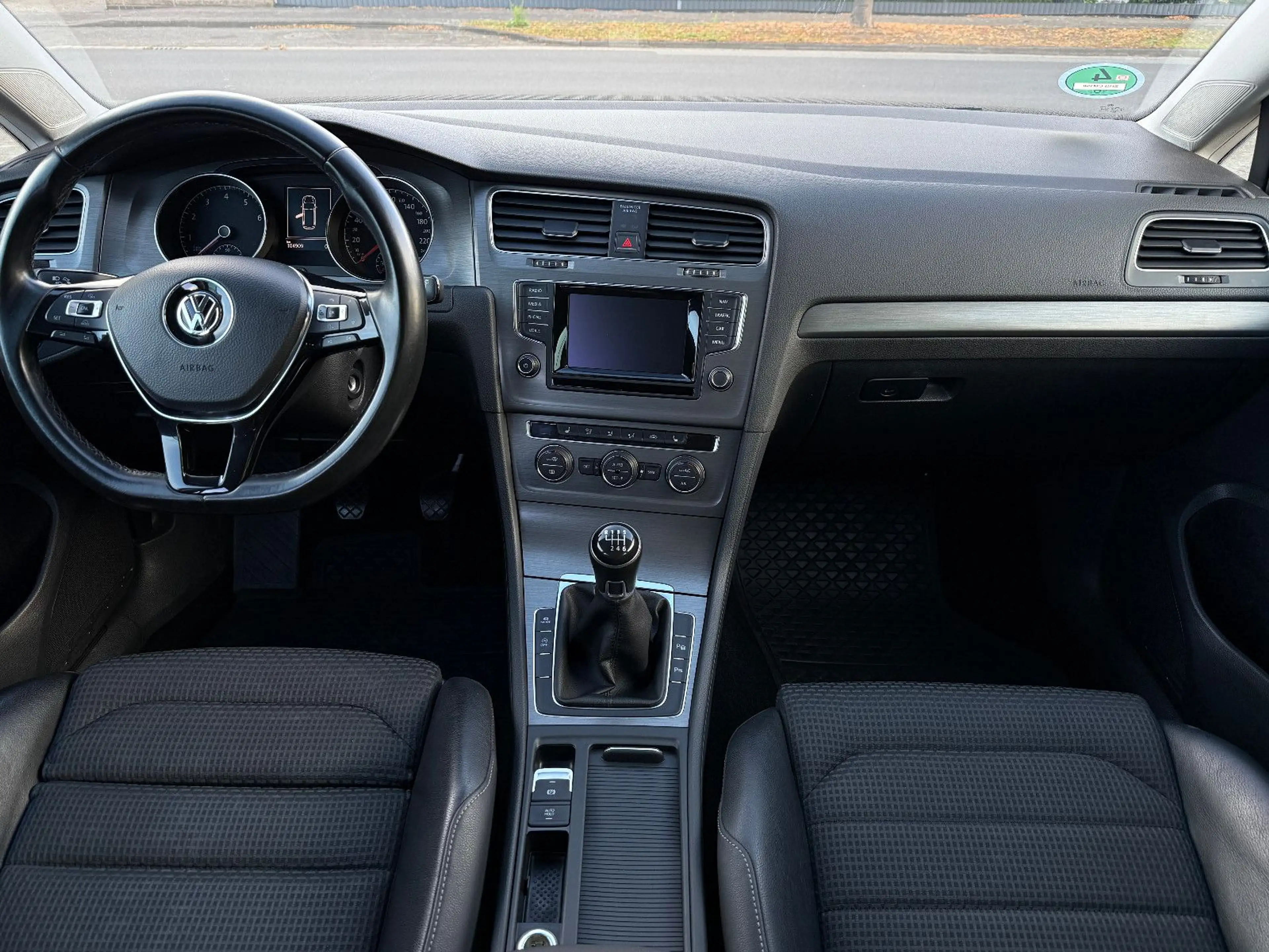 Volkswagen Golf 7 Var., Navi, Xenon, Massage, Scheckheft — photo 20