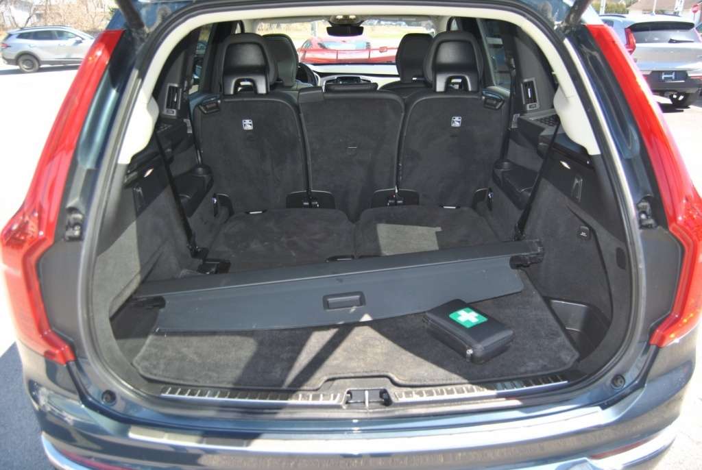 2024 Volvo XC90 Plus version lustrée thumb 13