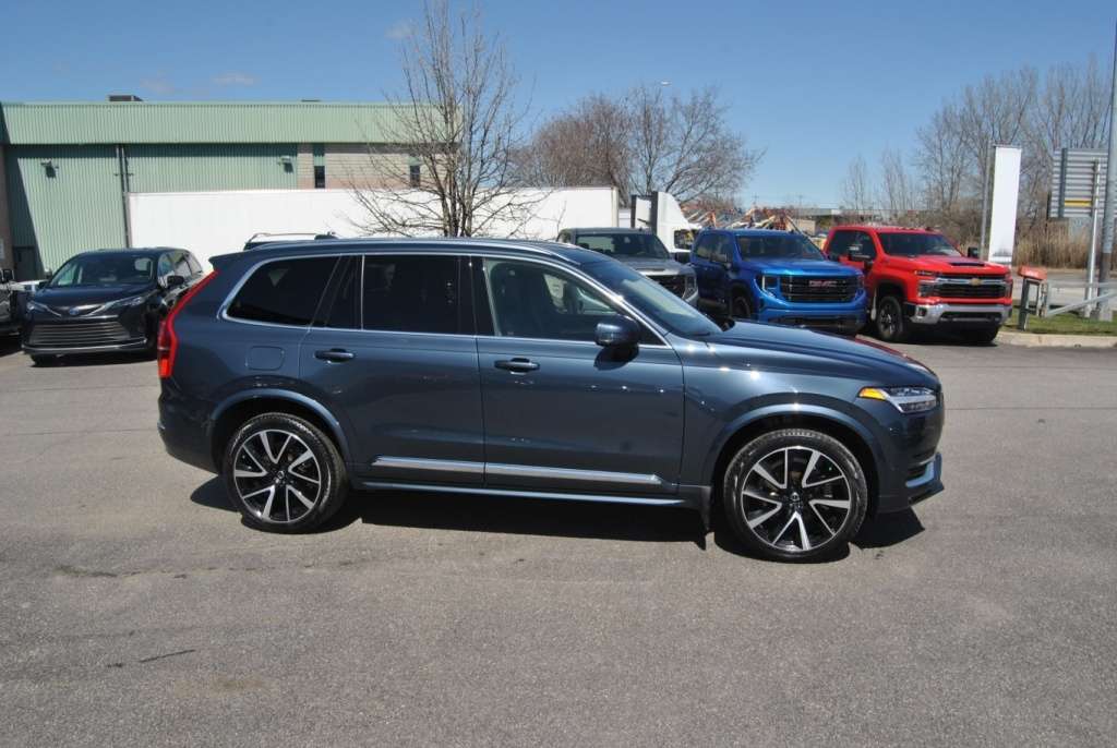 2024 Volvo XC90 Plus version lustrée thumb 6