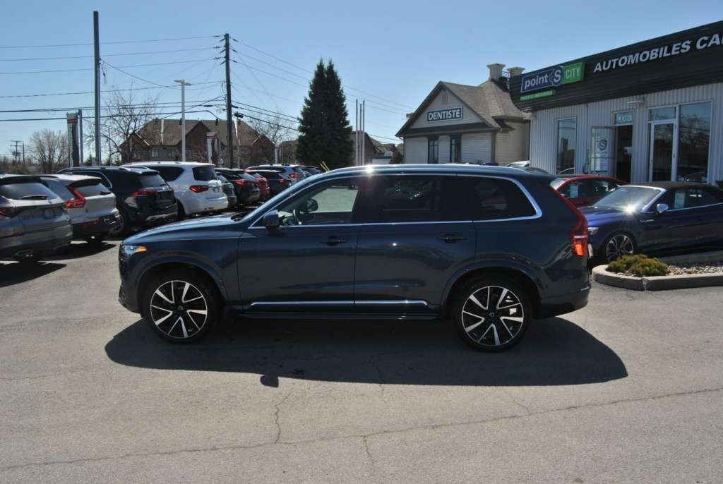 2024 Volvo XC90 Plus version lustrée alt 2