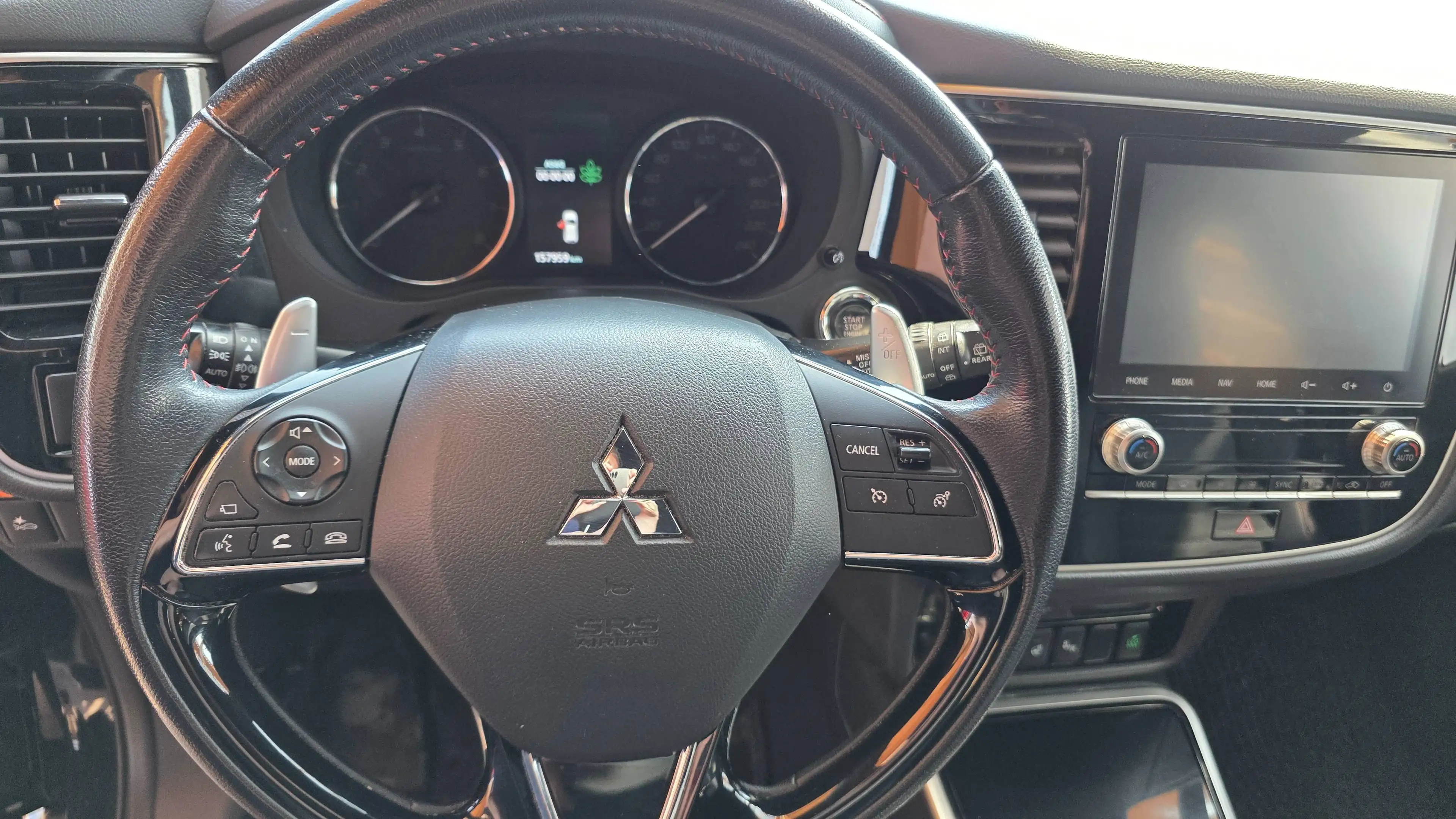 Mitsubishi Outlander Spirit 2WD — photo 6